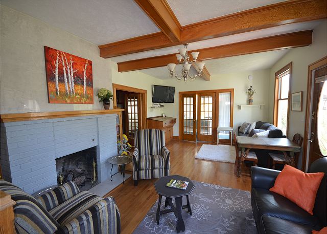 Living area with gas fireplace. 