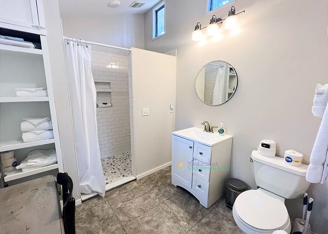 Guest house bathroom. 