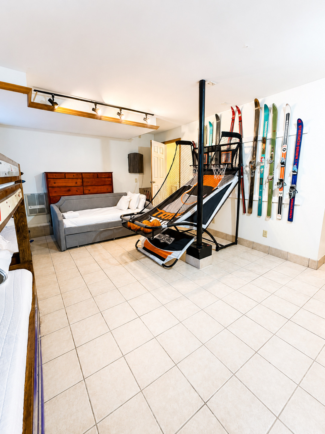 Beech Haven | Ski-In/Out - Sauna - Sleeps 18 | Photo 4