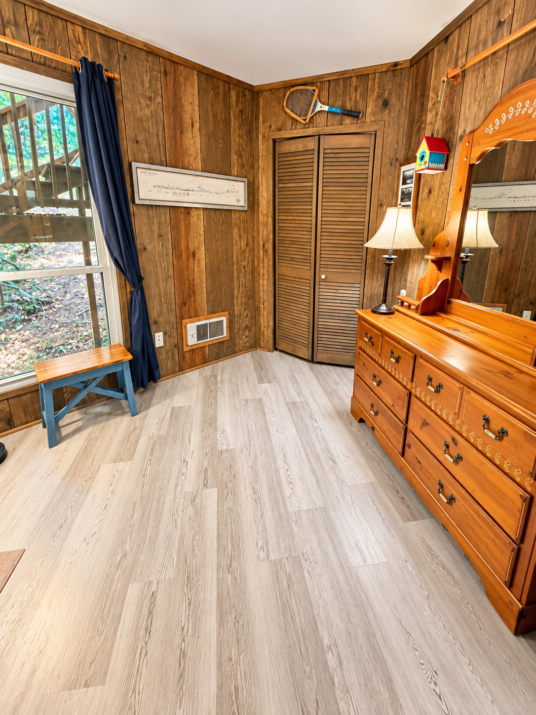 Beech Nutz - mountain view, deck and wood burning fireplace | Photo 17