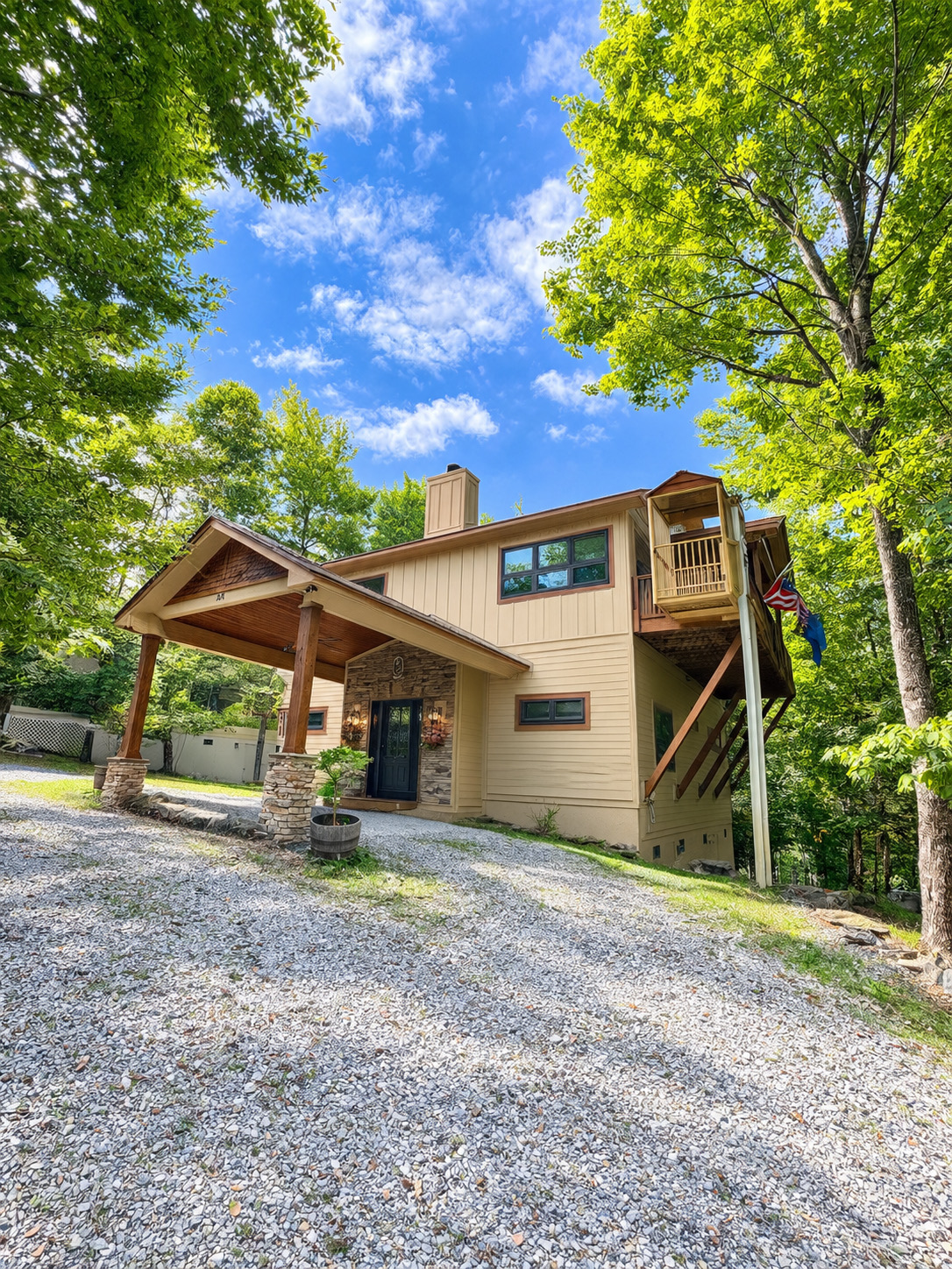 Eagle Rock - Hot Tub, Firepit, Gas Fireplace, Rec Room | Photo 26