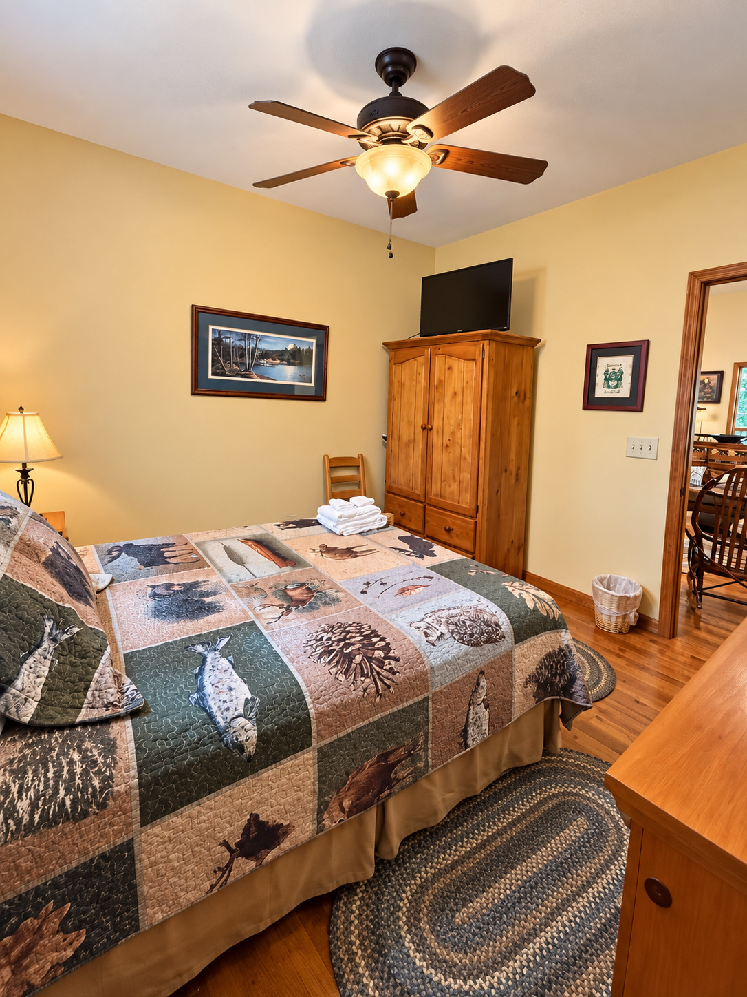 Eagle Rock - Hot Tub, Firepit, Gas Fireplace, Rec Room | Photo 7