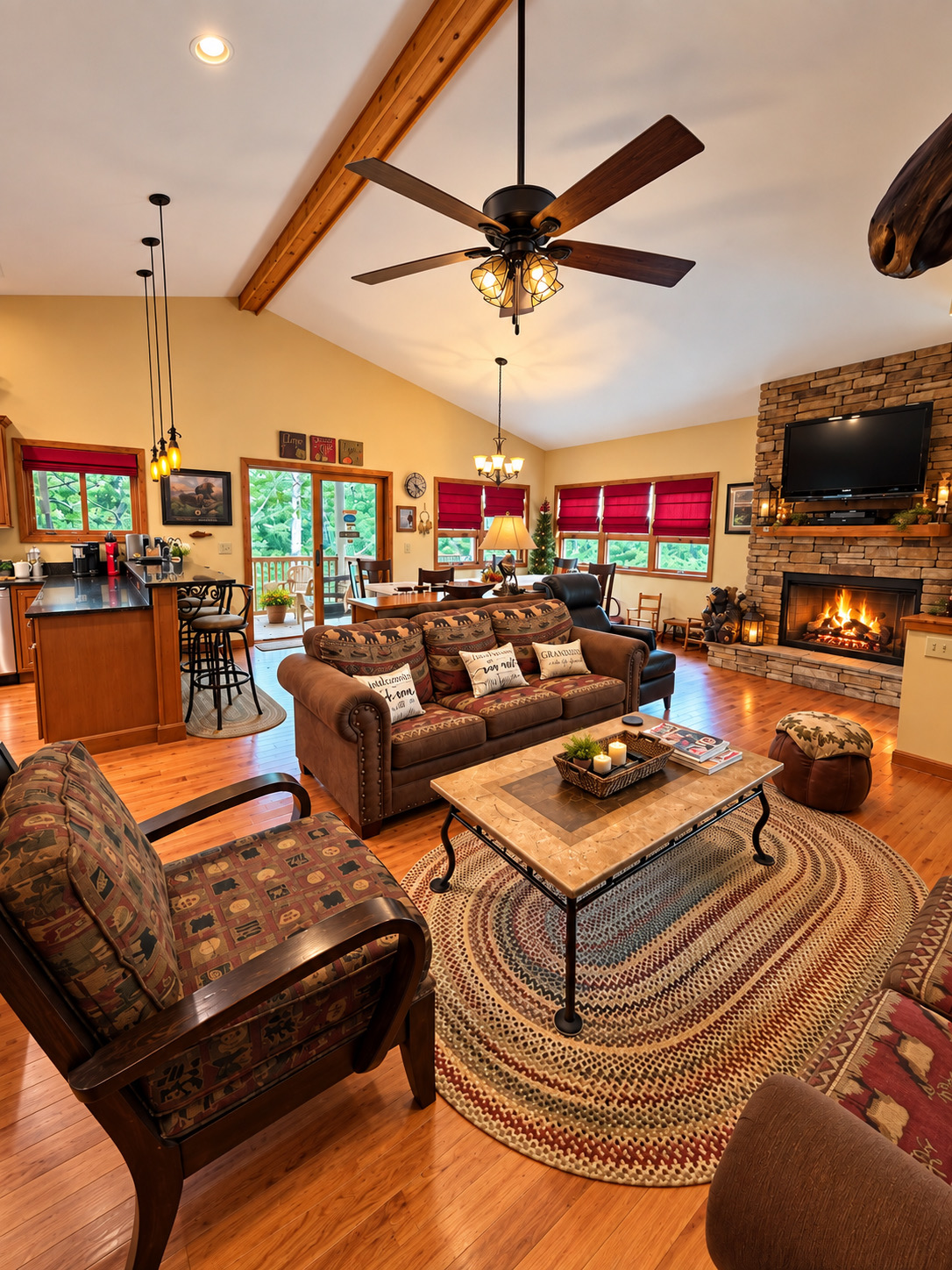 Eagle Rock - Hot Tub, Firepit, Gas Fireplace, Rec Room | Photo 8
