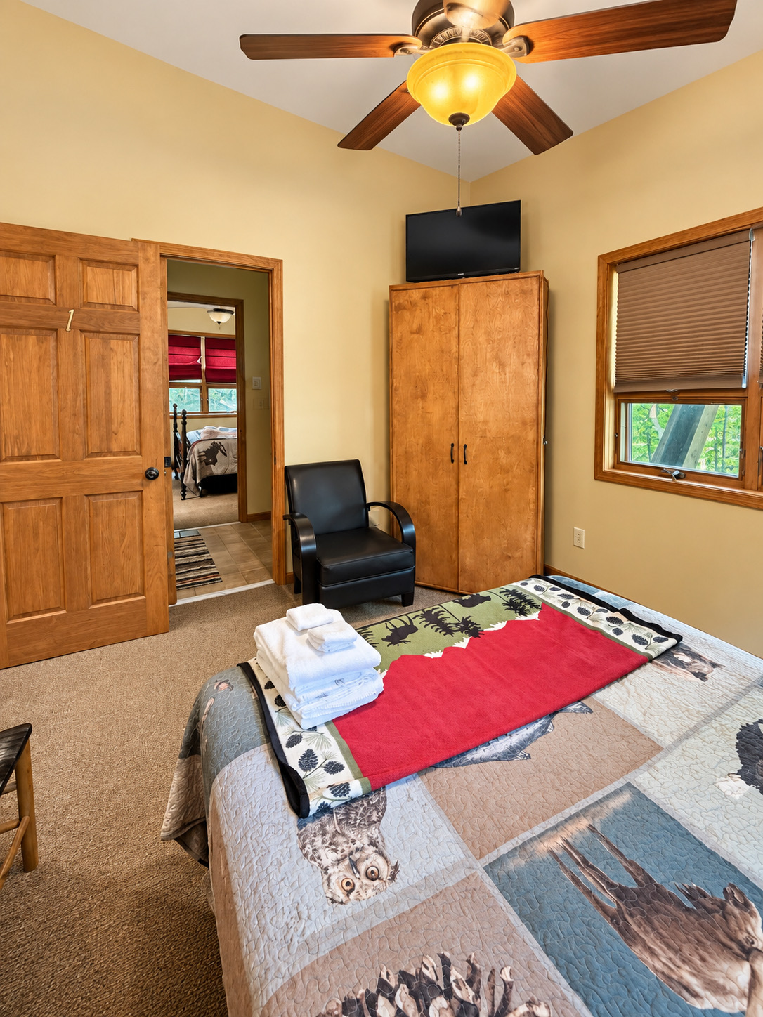 Eagle Rock - Hot Tub, Firepit, Gas Fireplace, Rec Room | Photo 18