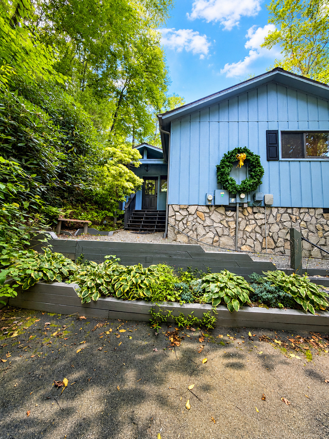 Happy Ours - Fire Pit, Deck, Community Pool (Summertime) | Photo 35
