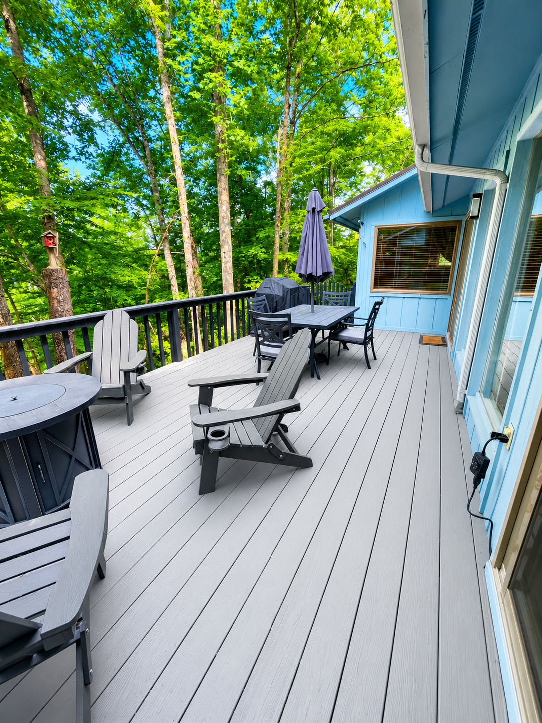 Happy Ours - Fire Pit, Deck, Community Pool (Summertime) | Photo 7