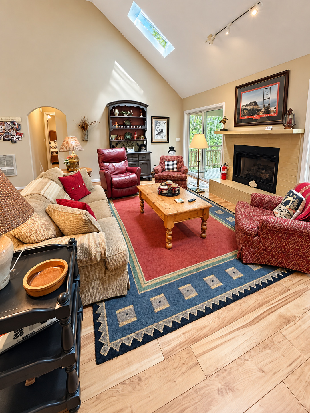 Lakeledge Hideaway - Covered Decks, Located on Beech Mountain | Photo 5