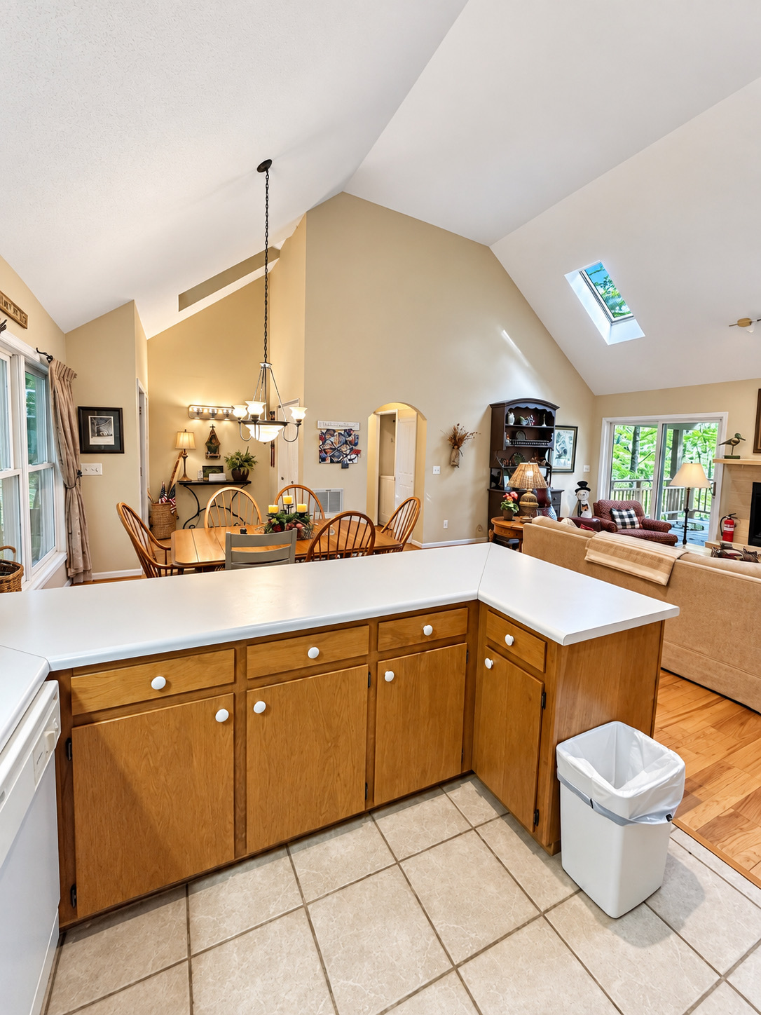 Lakeledge Hideaway - Covered Decks, Located on Beech Mountain | Photo 12