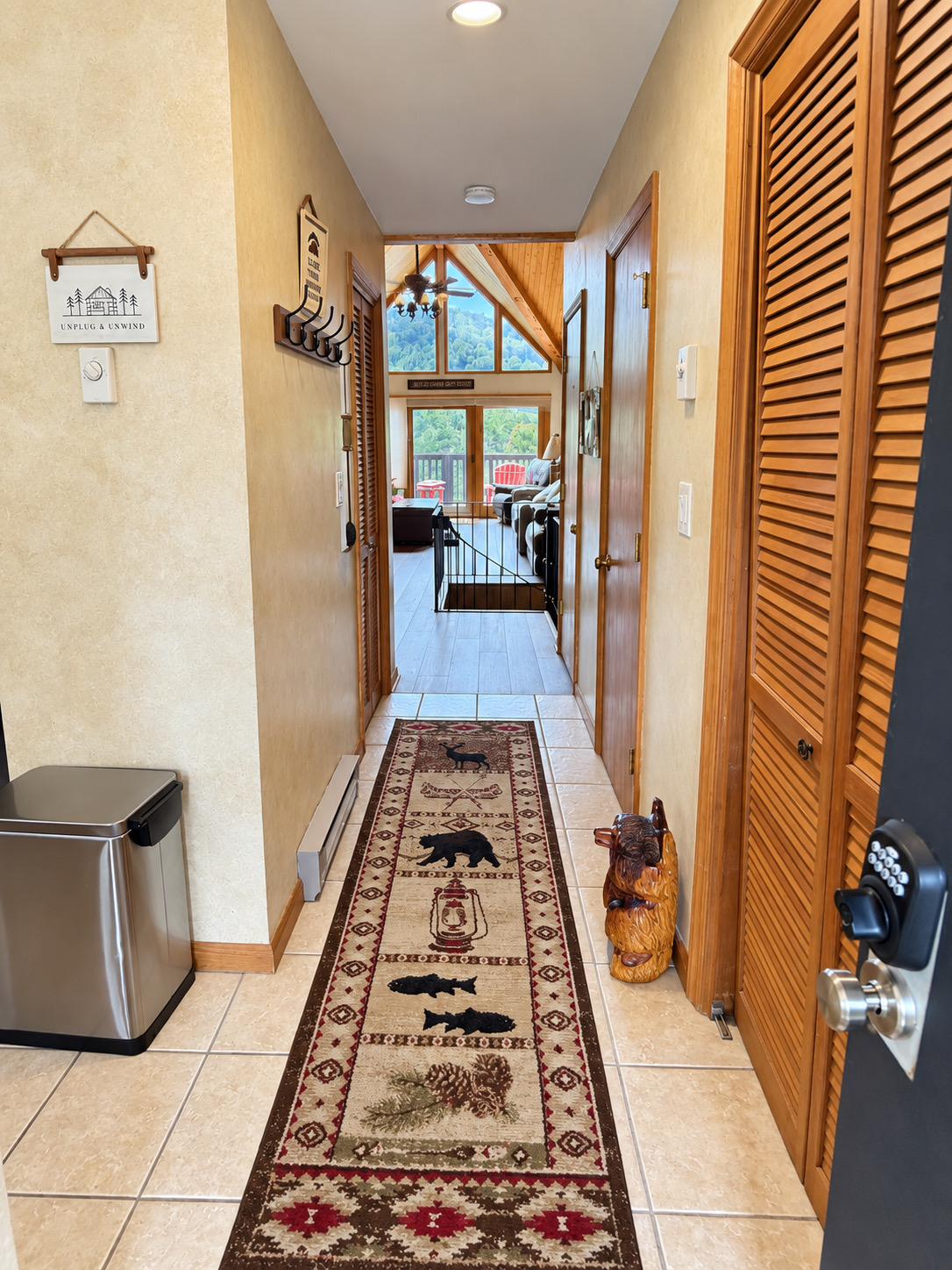 Ski Side Retreat - Walk to Slopes, Gas Fireplace, Close to Town | Photo 5