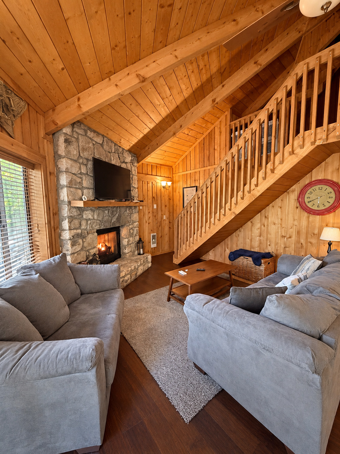 The Tree House with private hot tub, walk to slopes, and pet friendly | Photo 6