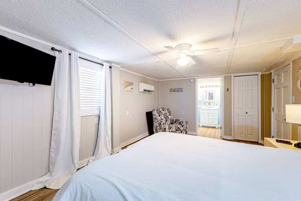 The Charm Of Cherry Grove | Photo 35