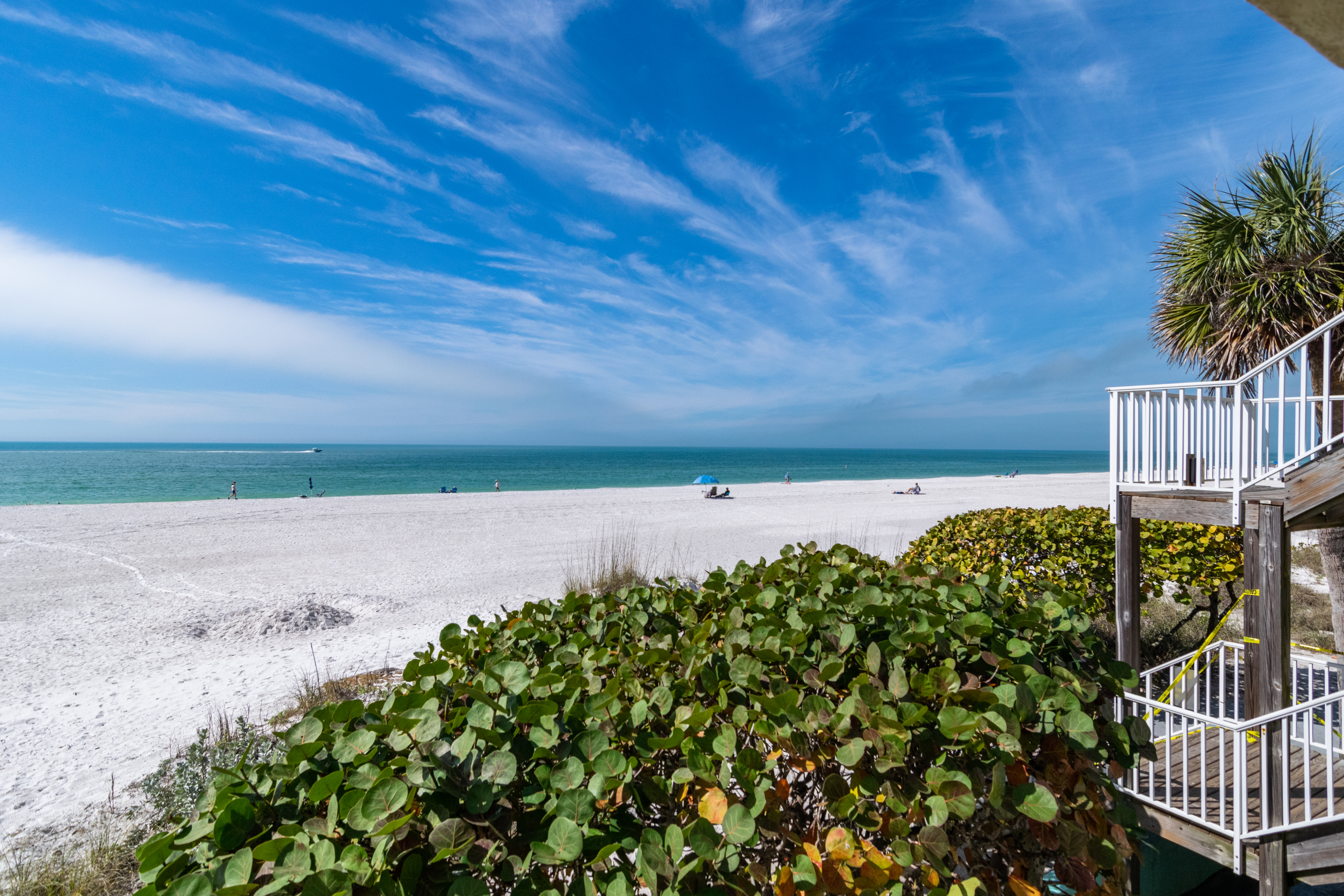 Beach House Resort 10 - Bradenton Beach