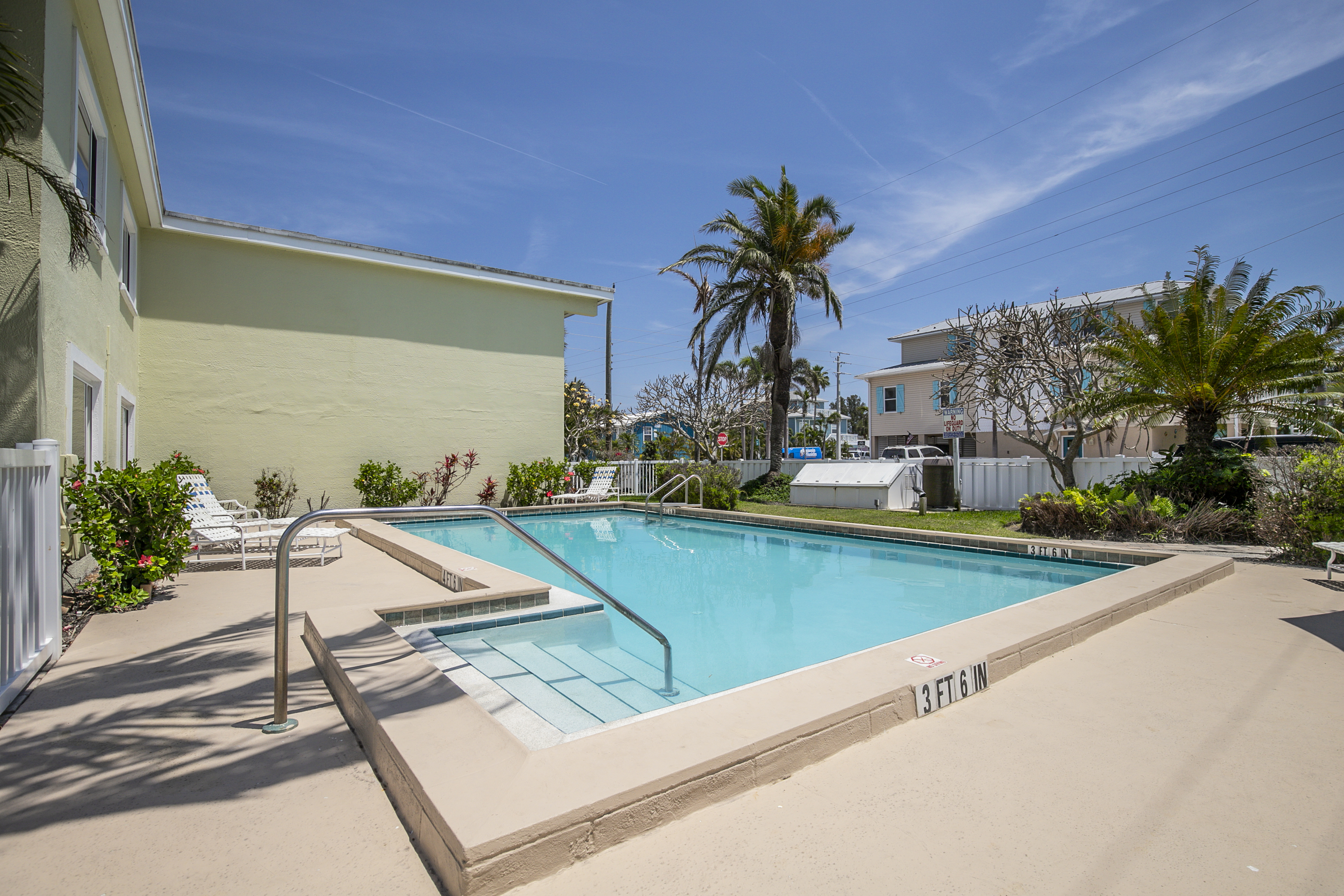 Palm Cay 5