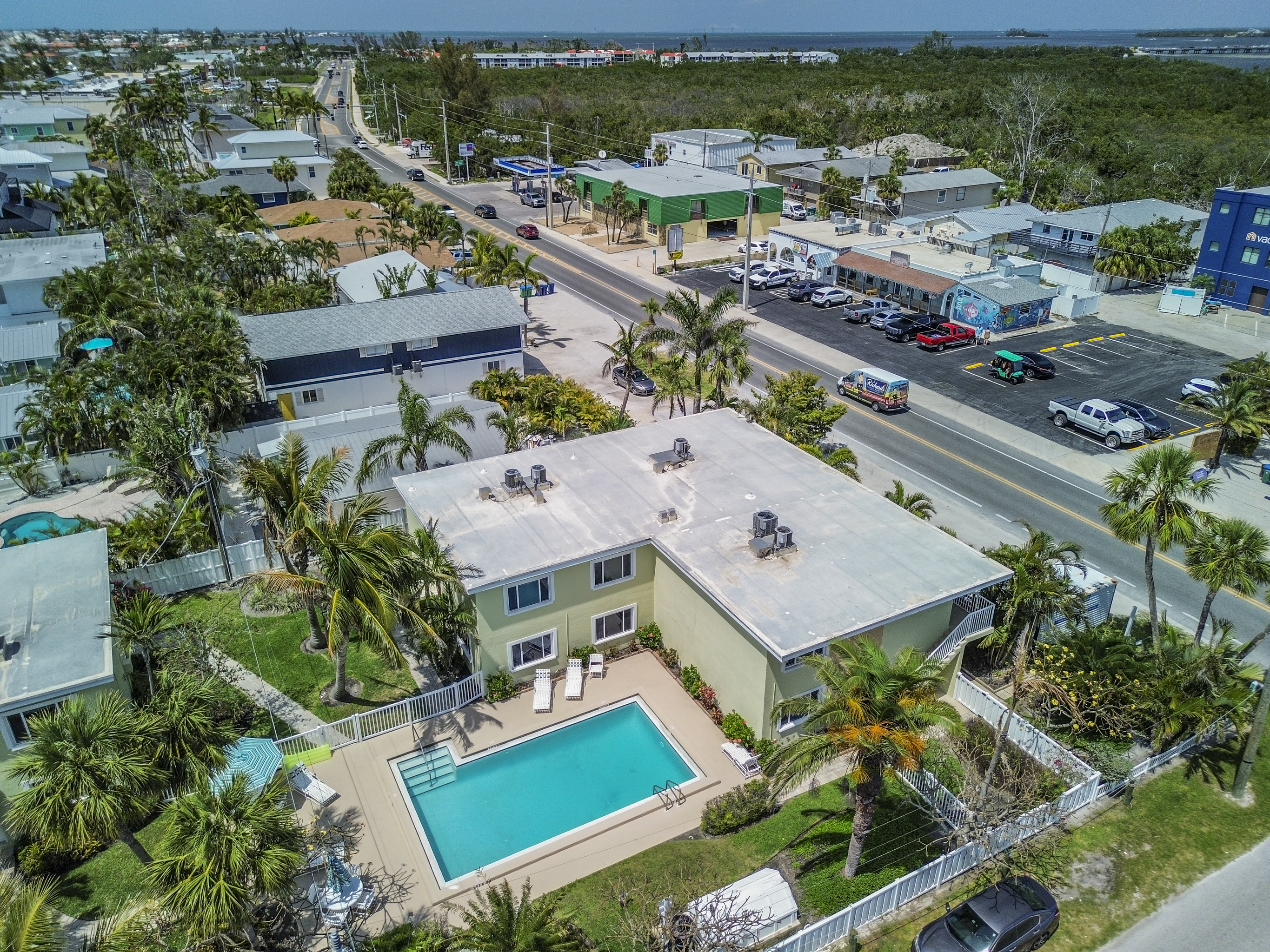 Palm Cay 5