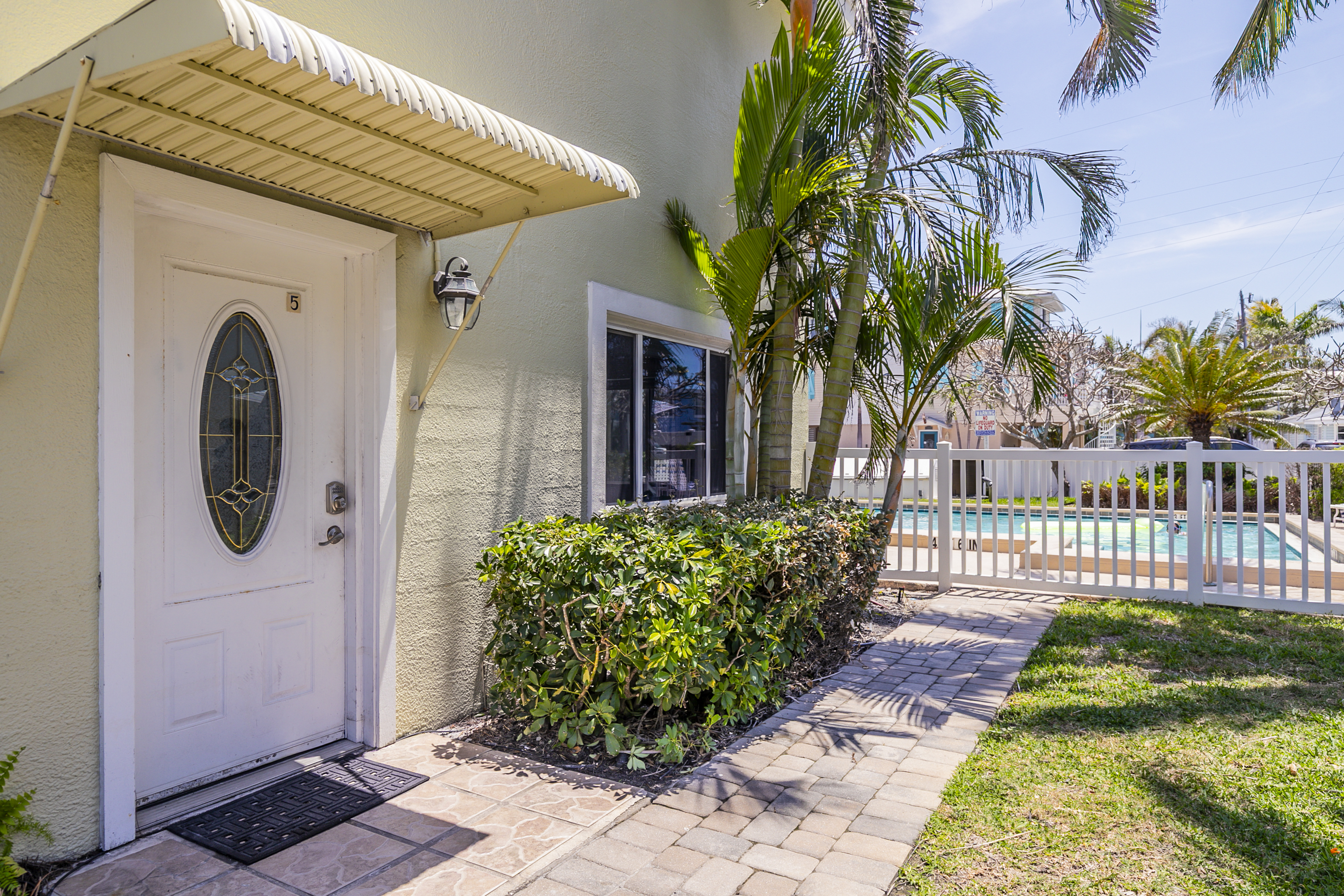 Palm Cay 5