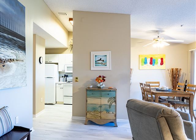 Sandy Pointe 210