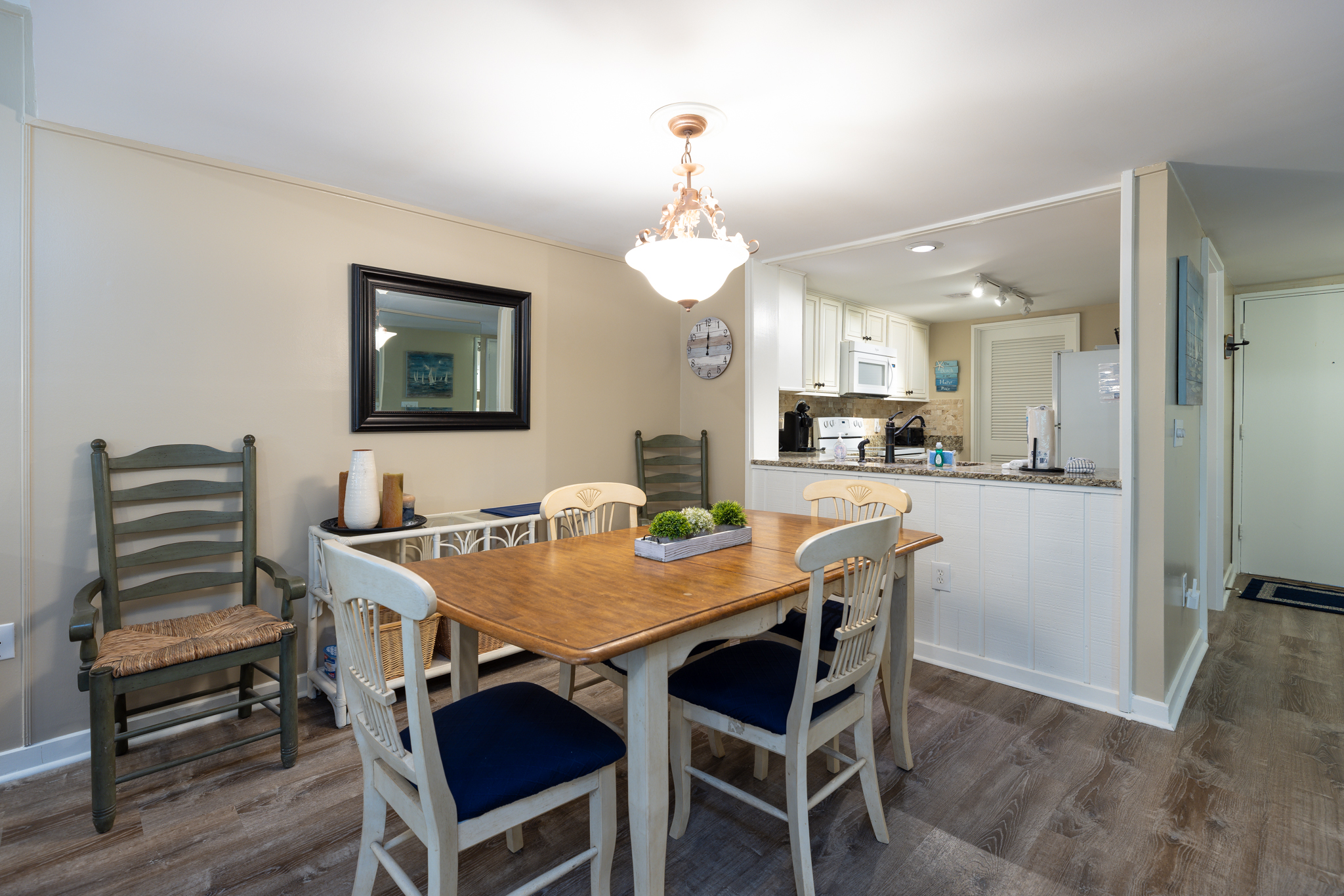 473 Plantation Club | Photo 7