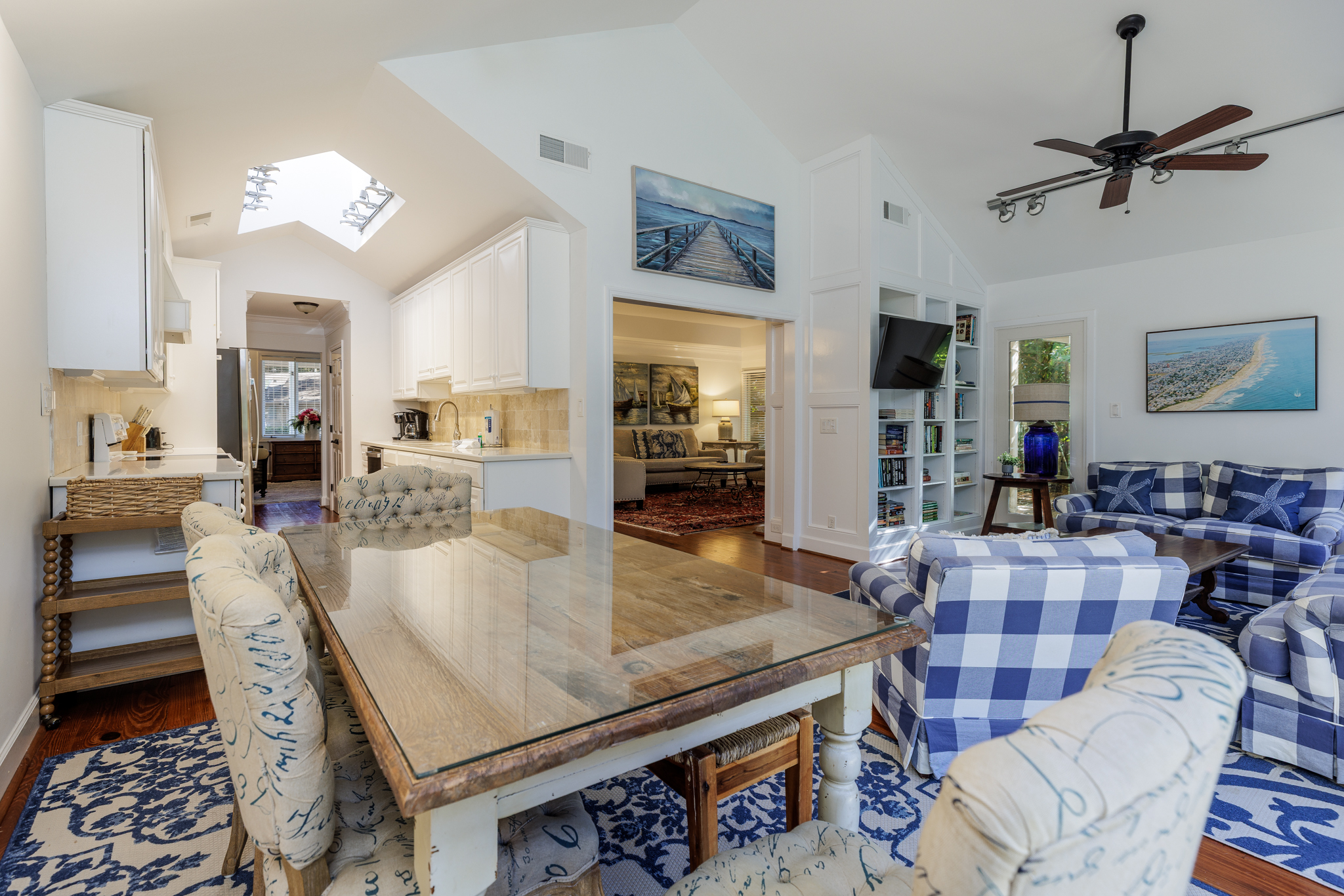 12 Dewberry | Photo 13