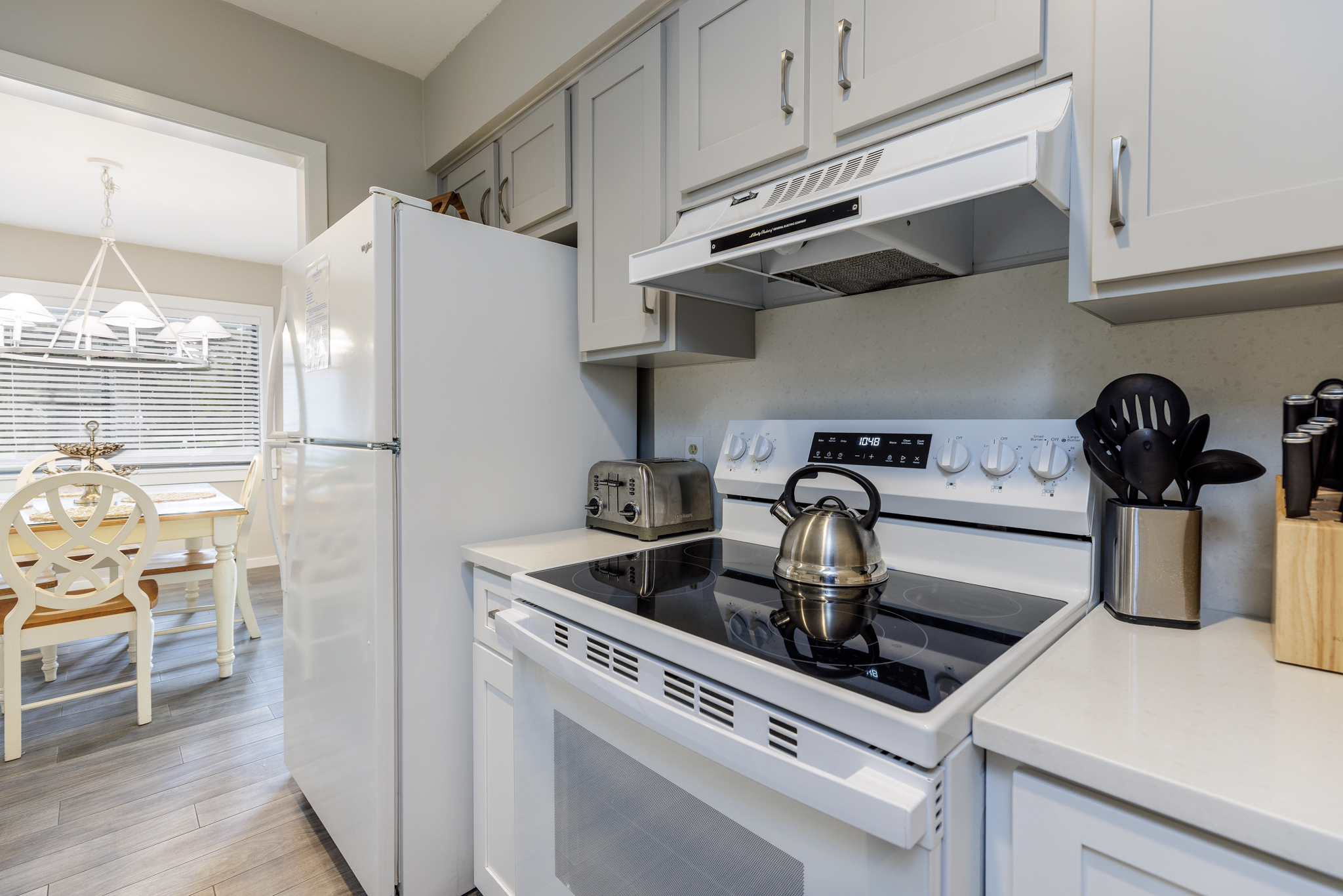 2354 Racquet Club Villas | Photo 10