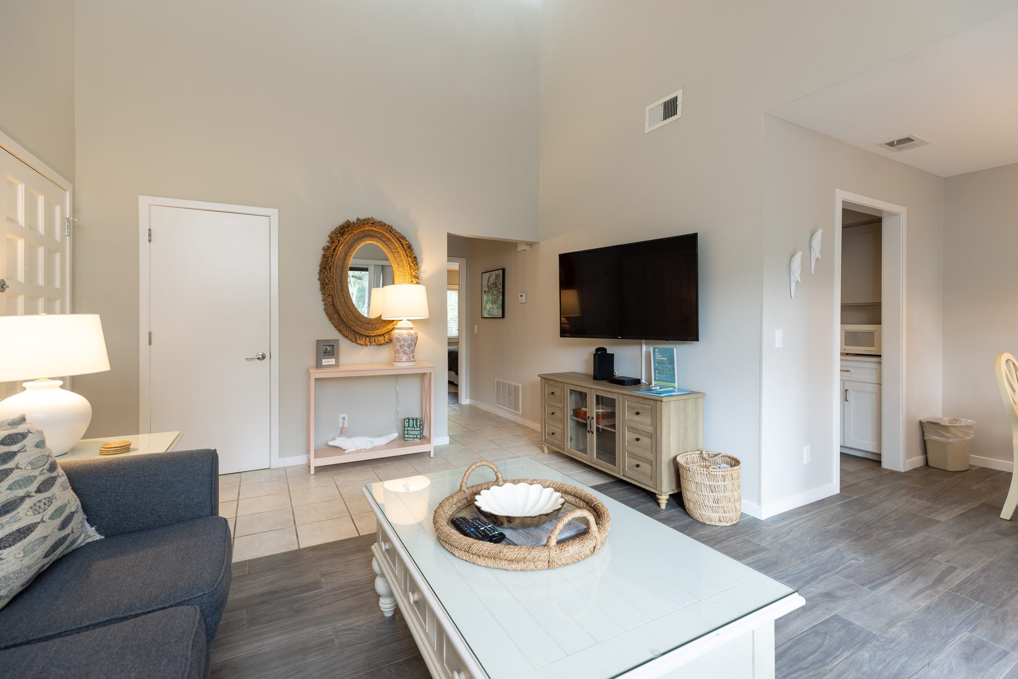 2354 Racquet Club Villas | Photo 4