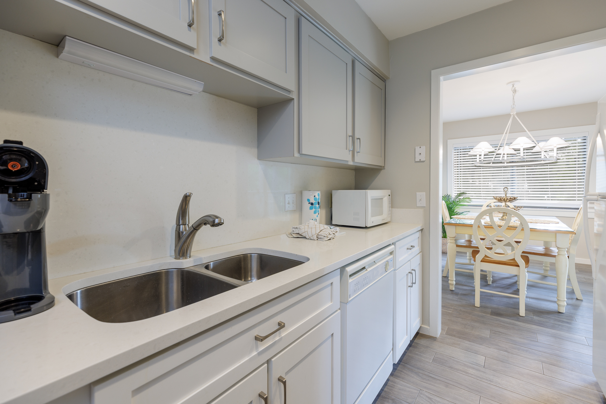 2354 Racquet Club Villas | Photo 9