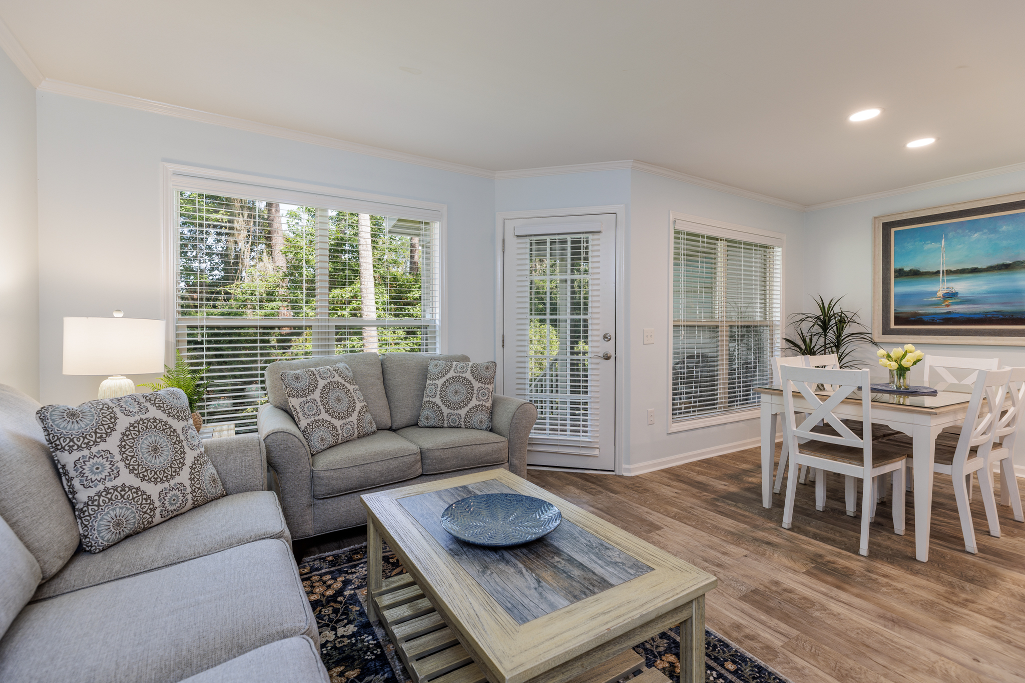 24 The Cottages | Photo 3