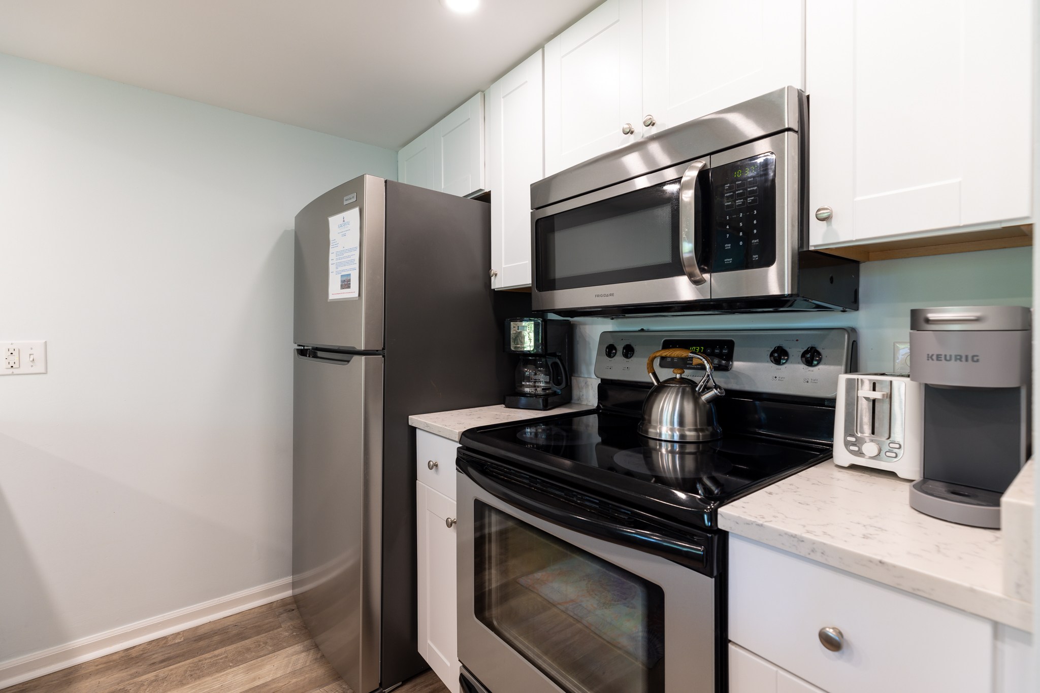 24 The Cottages | Photo 8