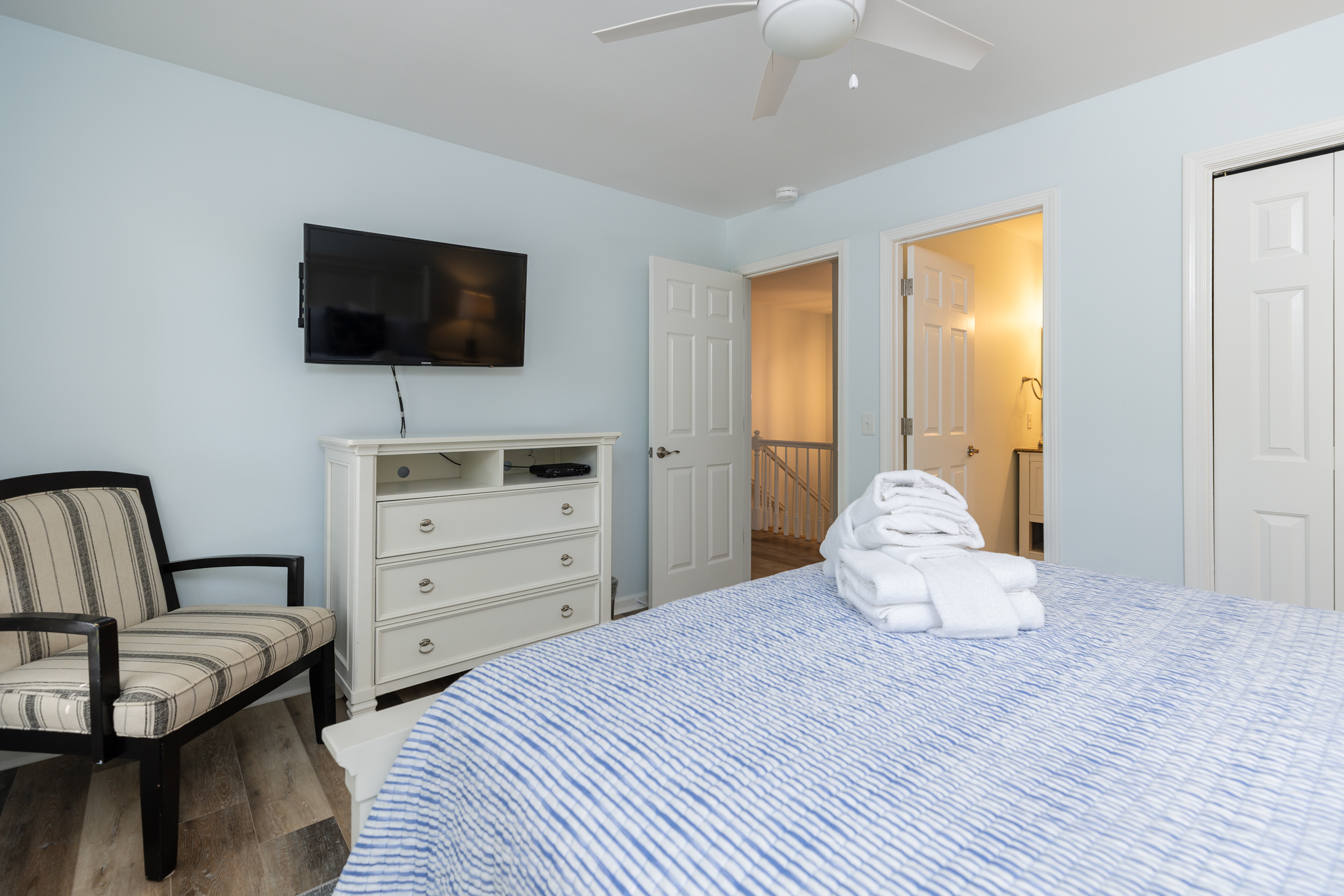 24 The Cottages | Photo 16