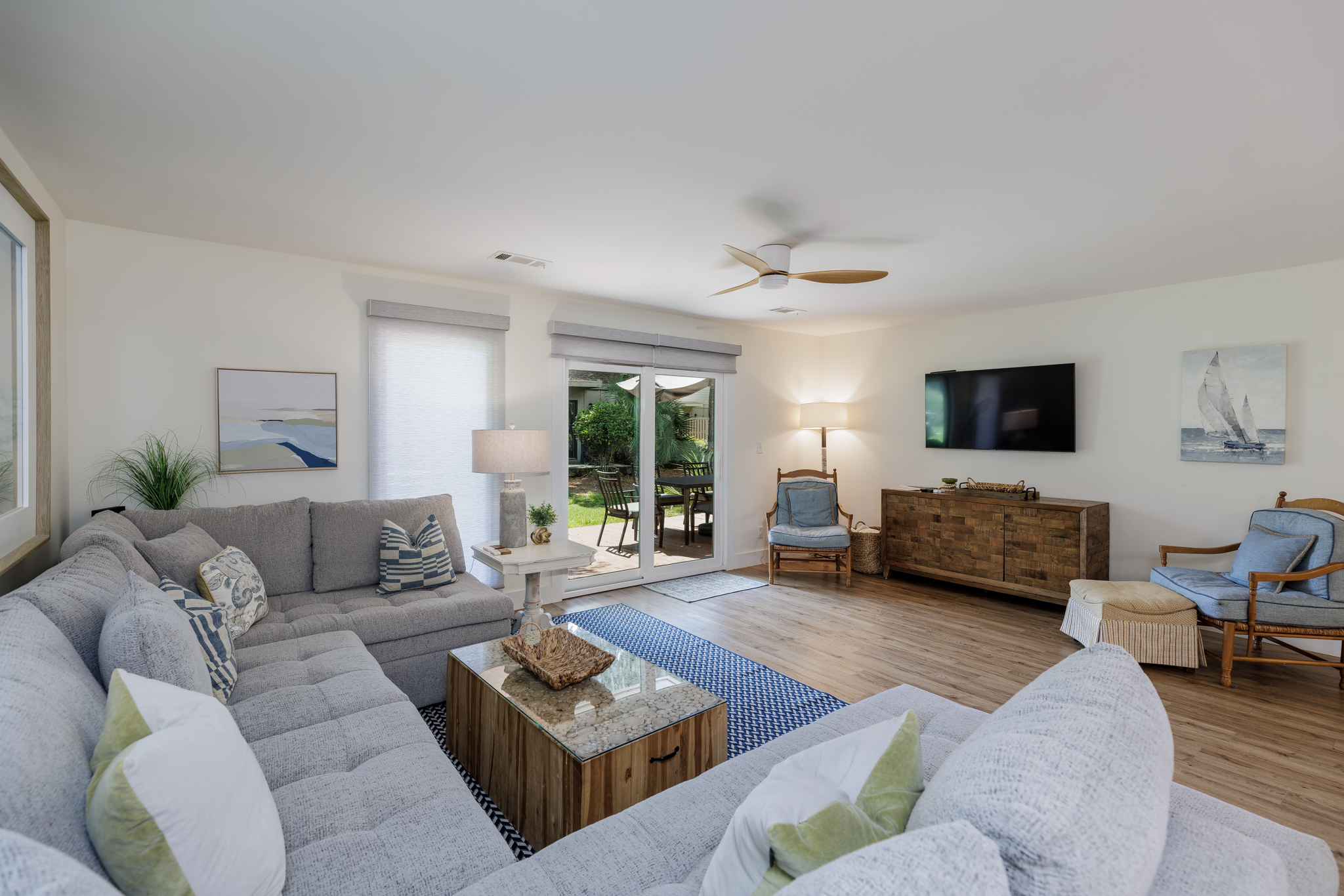 618 Queen's Grant | Photo 3