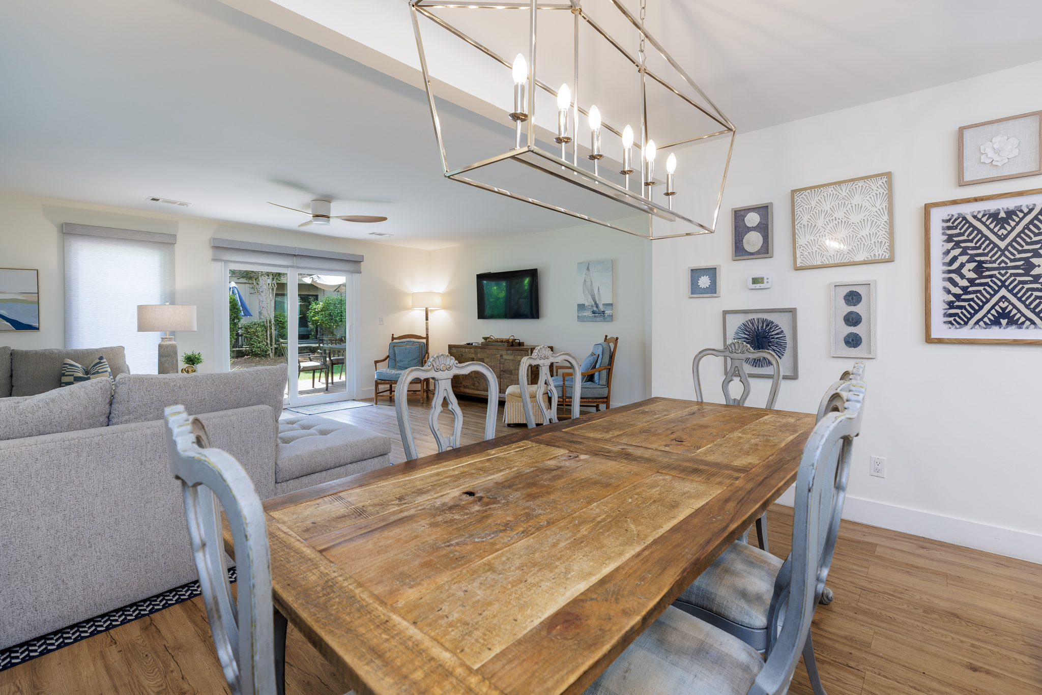 618 Queen's Grant | Photo 5