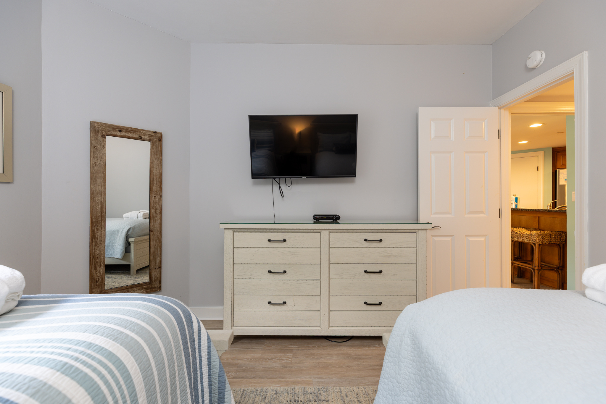 112 Barrington Court | Photo 14