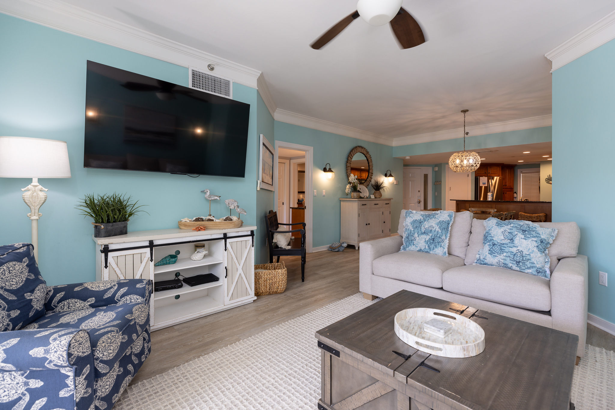 112 Barrington Court | Photo 4