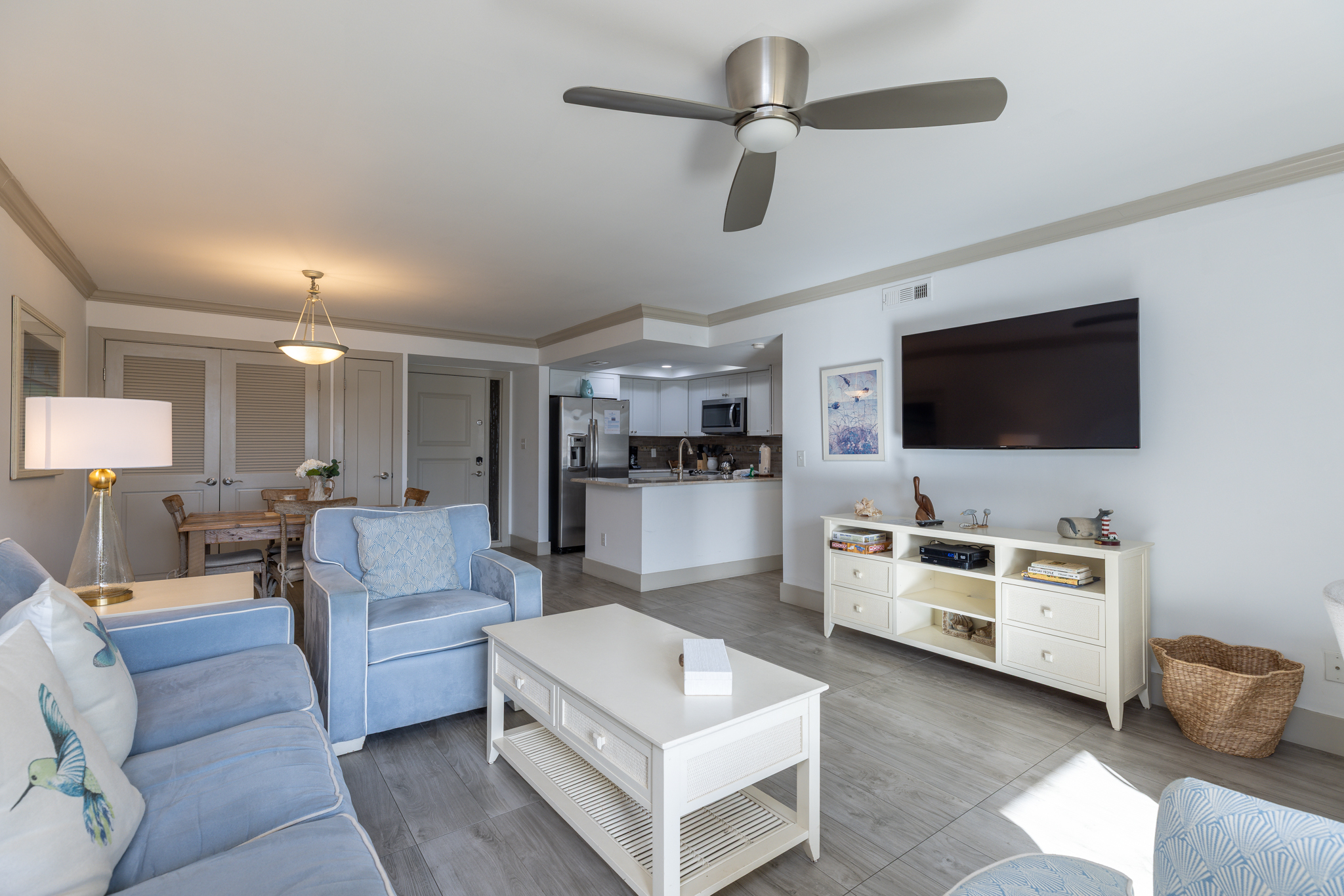 1803 Bluff Villas | Photo 4