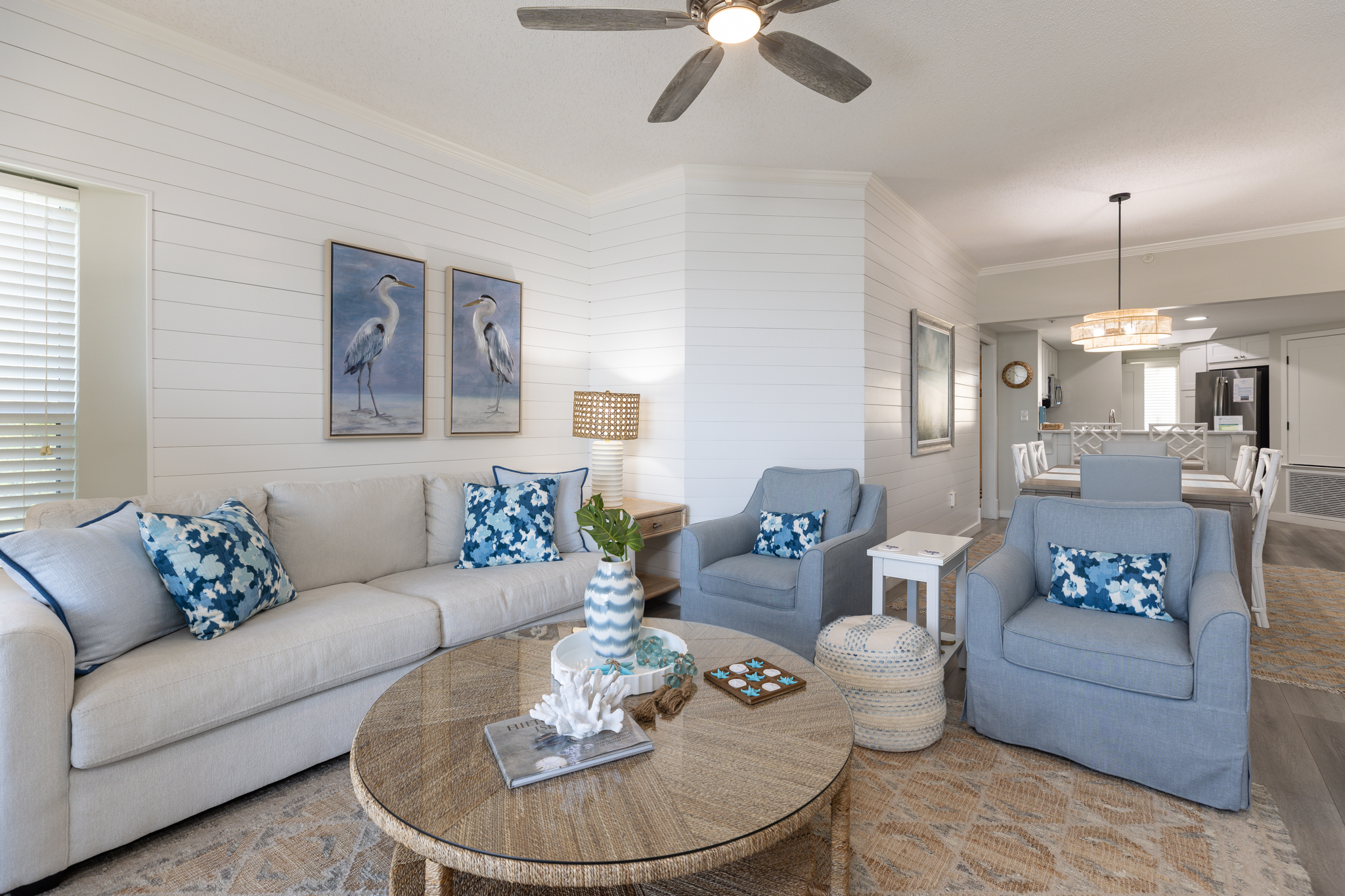 407 Barrington Arms | Photo 4