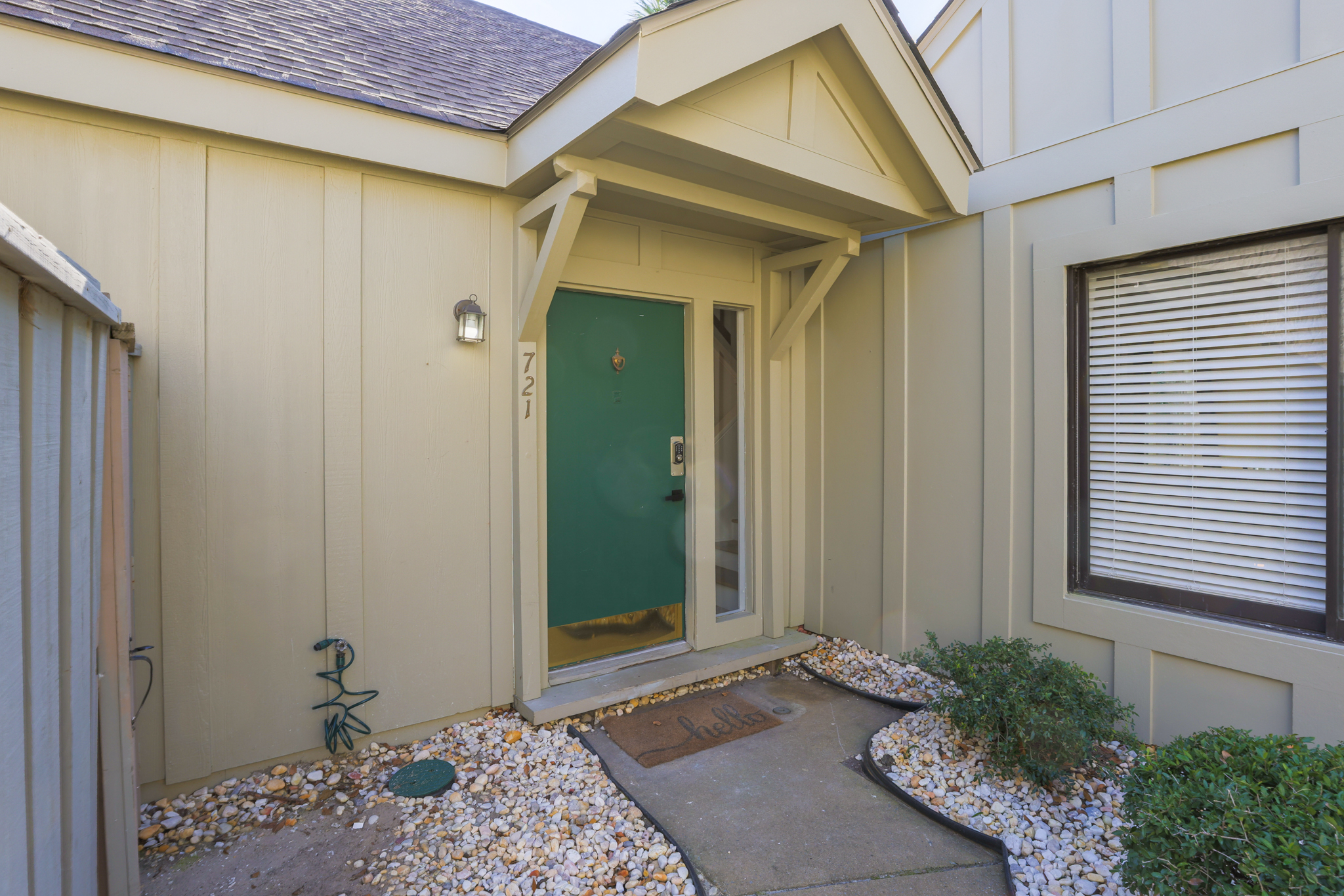 721 Queens Grant | Photo 32