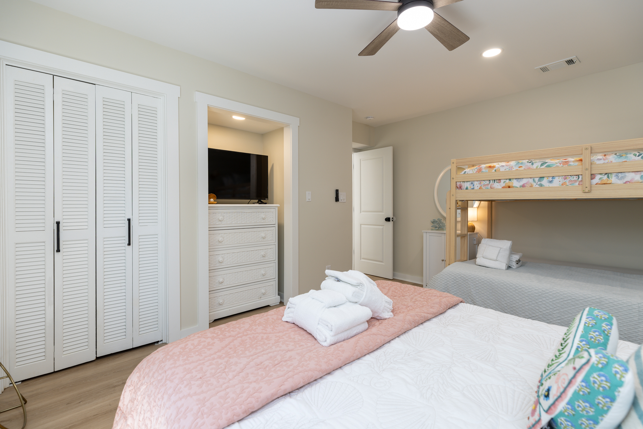 15 Wagon Road | Photo 30