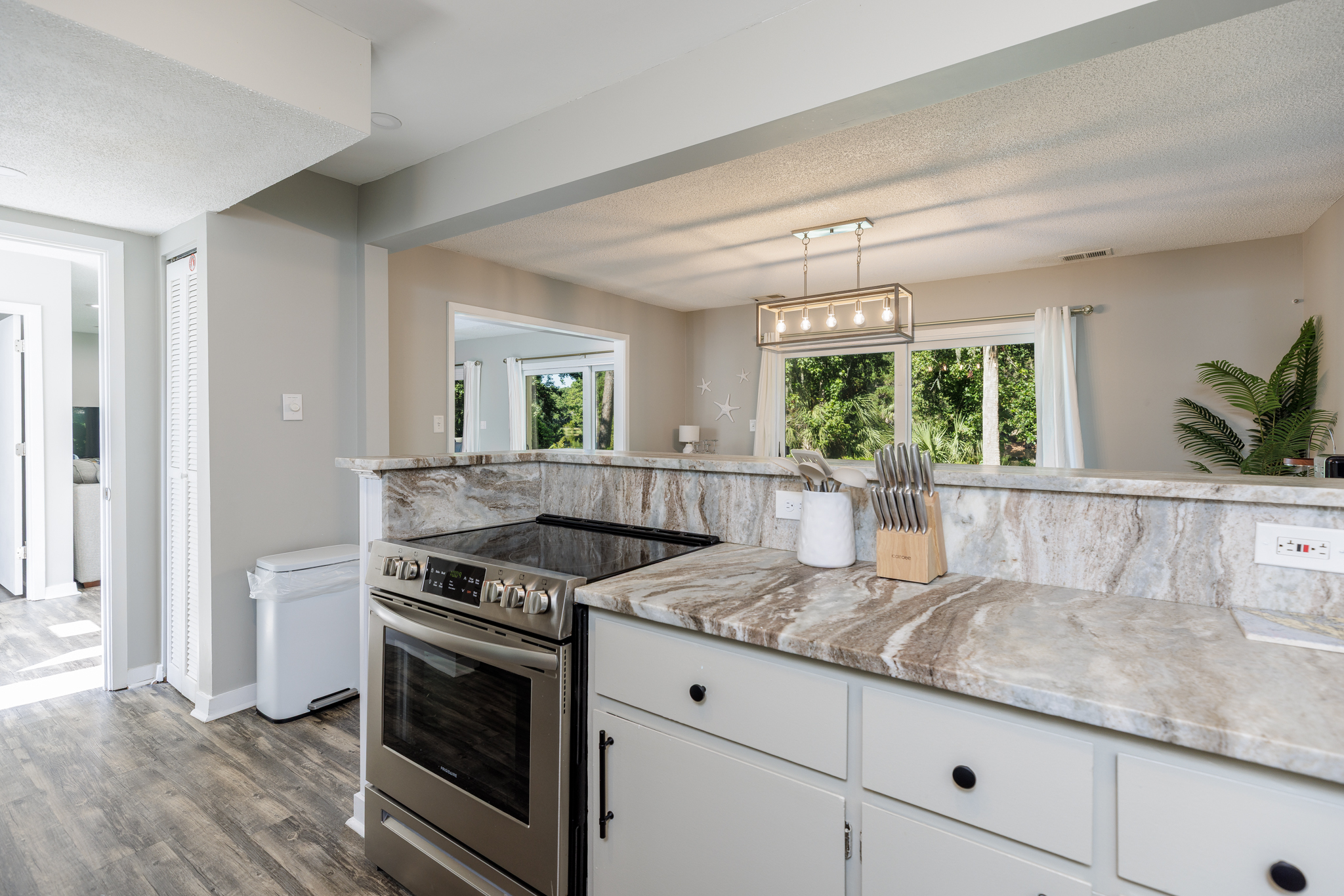 15 Wagon Road | Photo 7