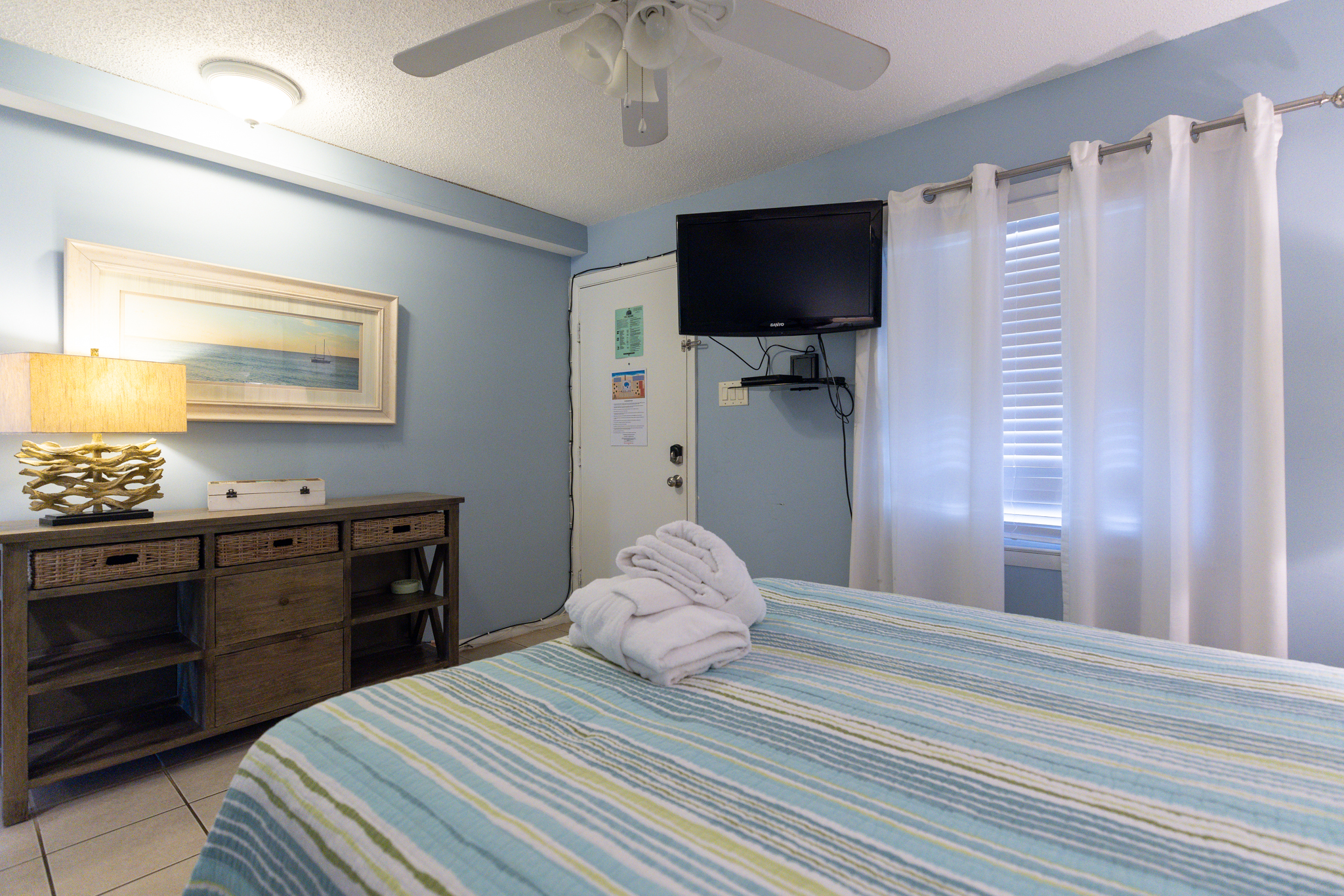 219 Breakers | Photo 12