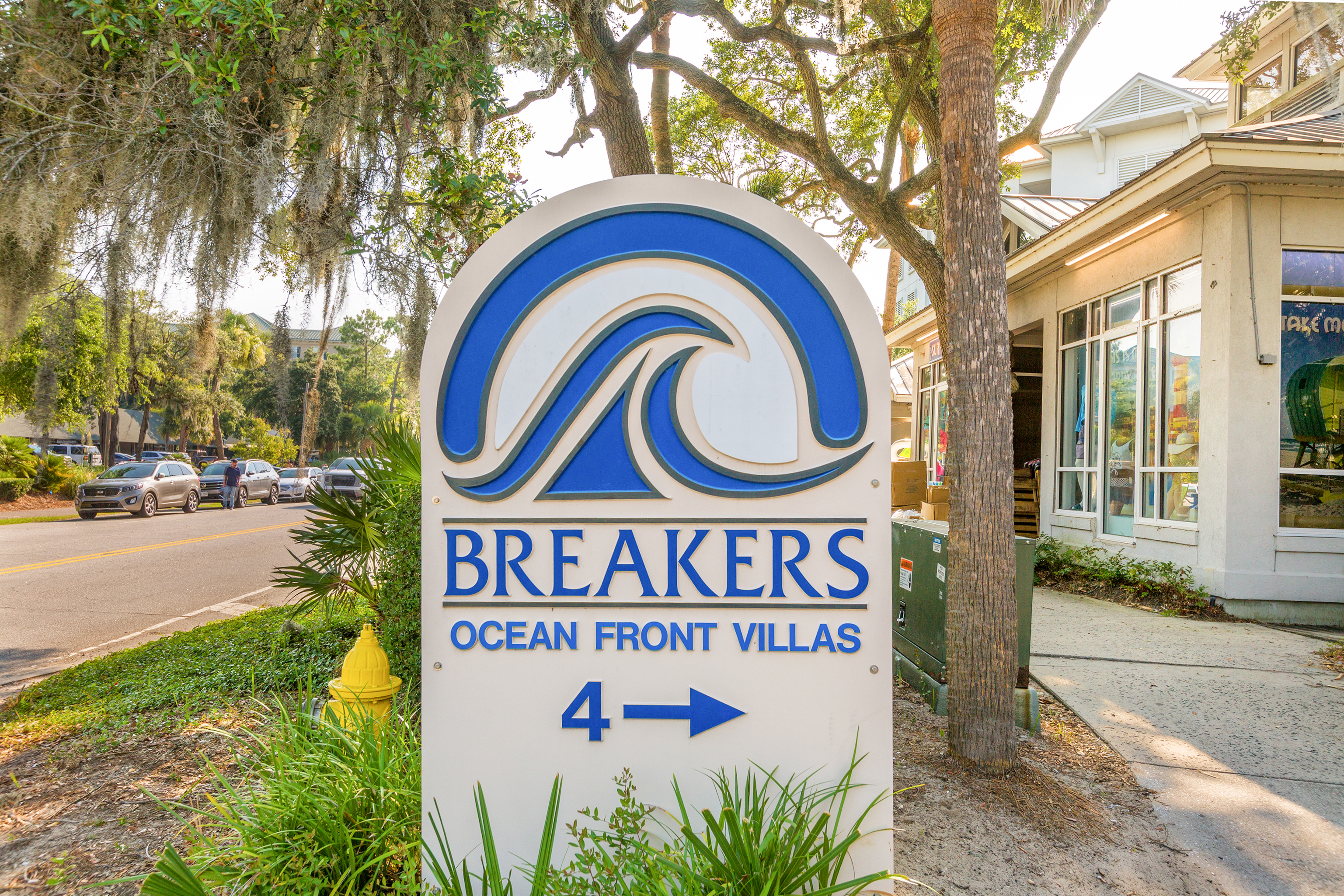 320 Breakers | Photo 26