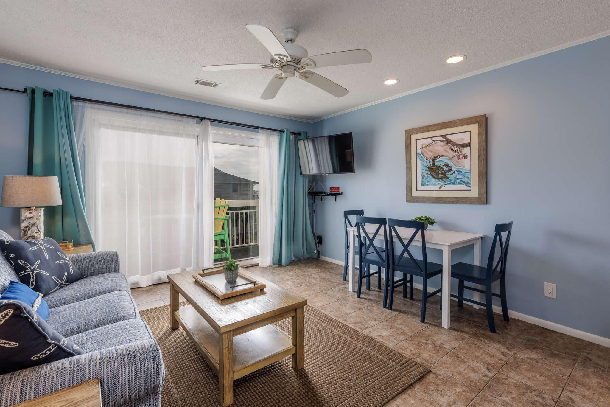 320 Breakers | Photo 3