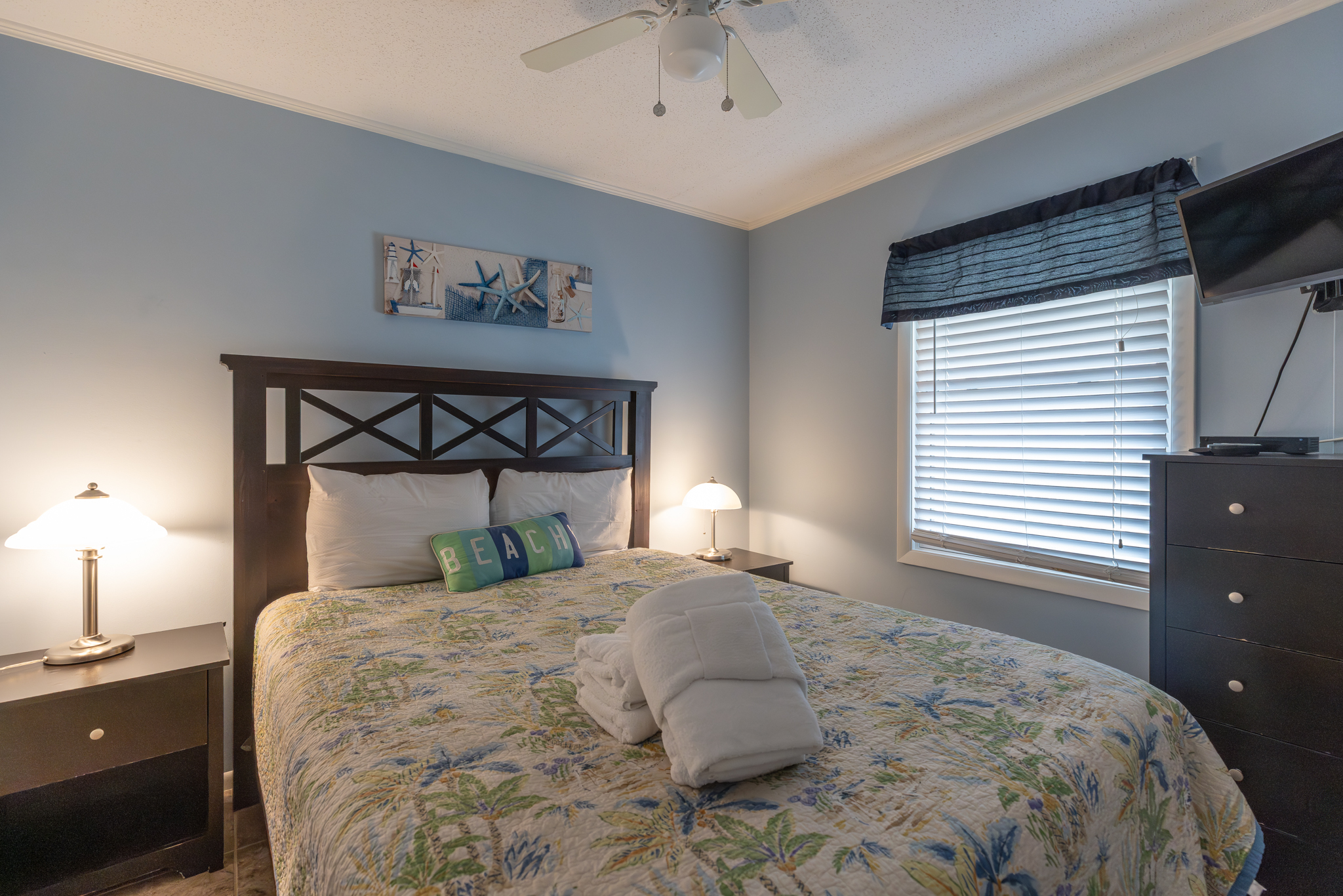 320 Breakers | Photo 10