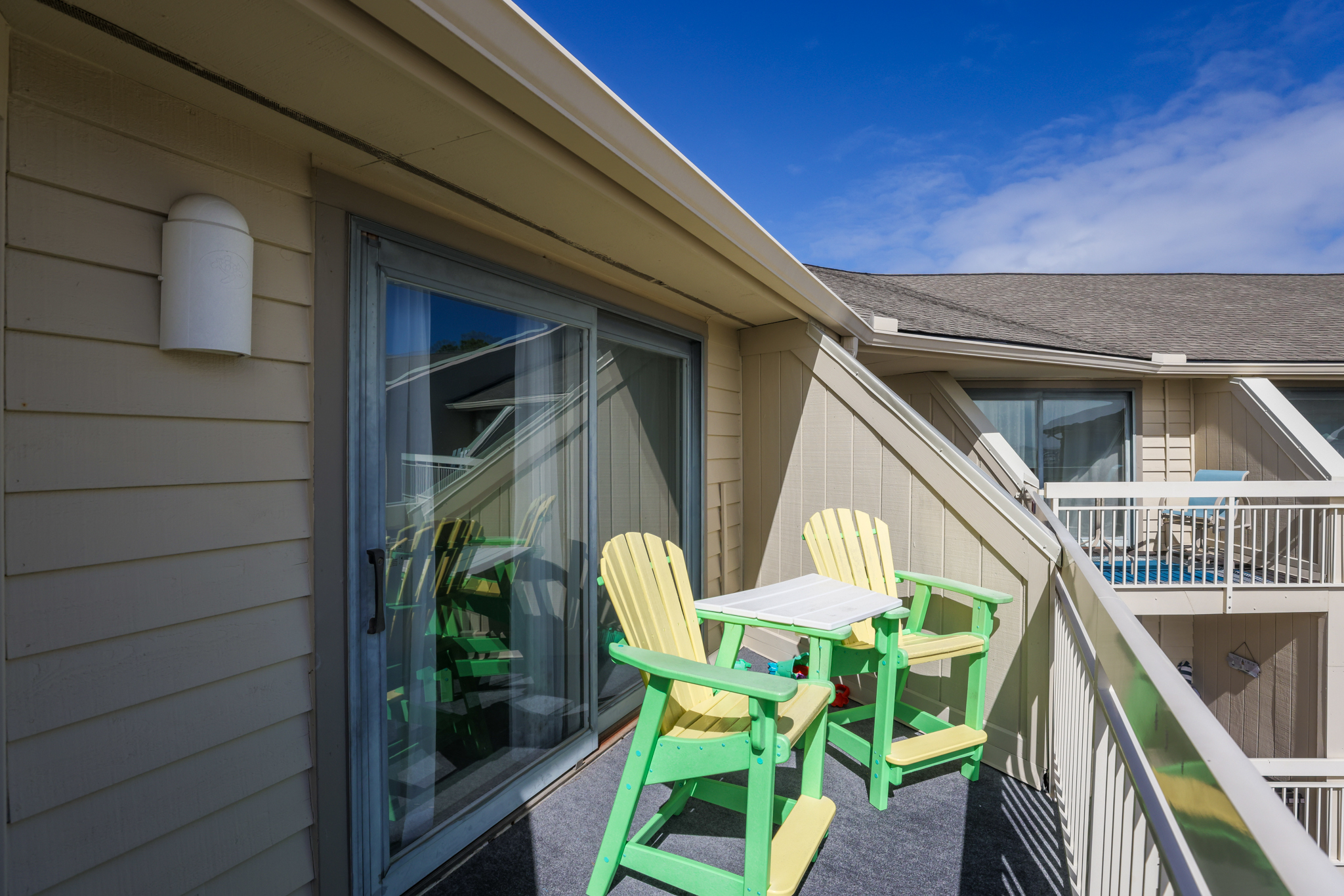 320 Breakers | Photo 13