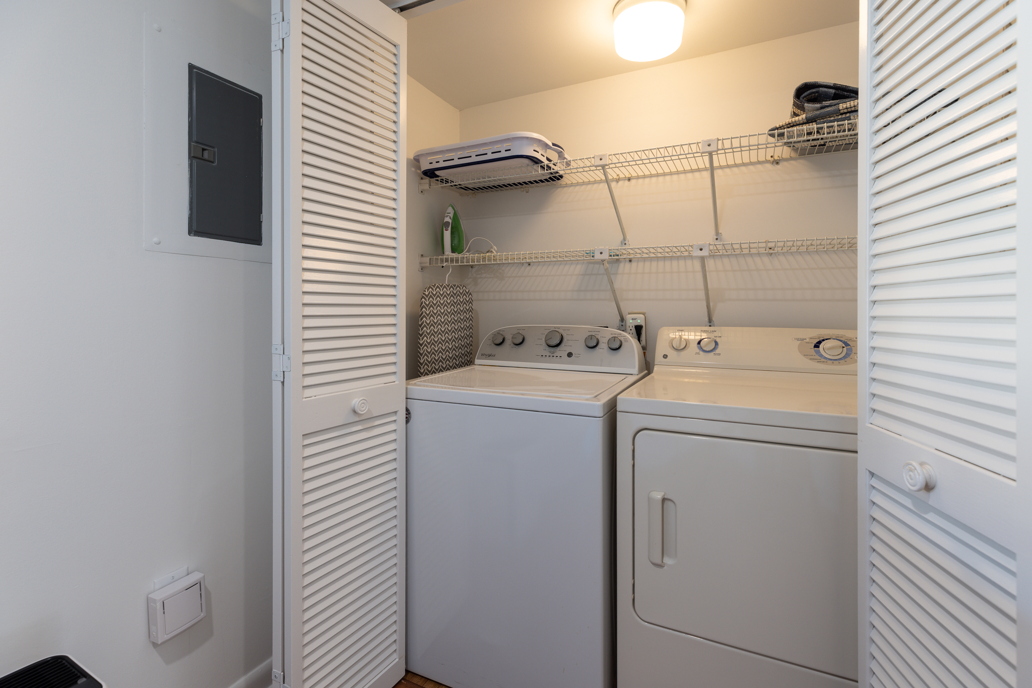 7447 Anchorage | Photo 9