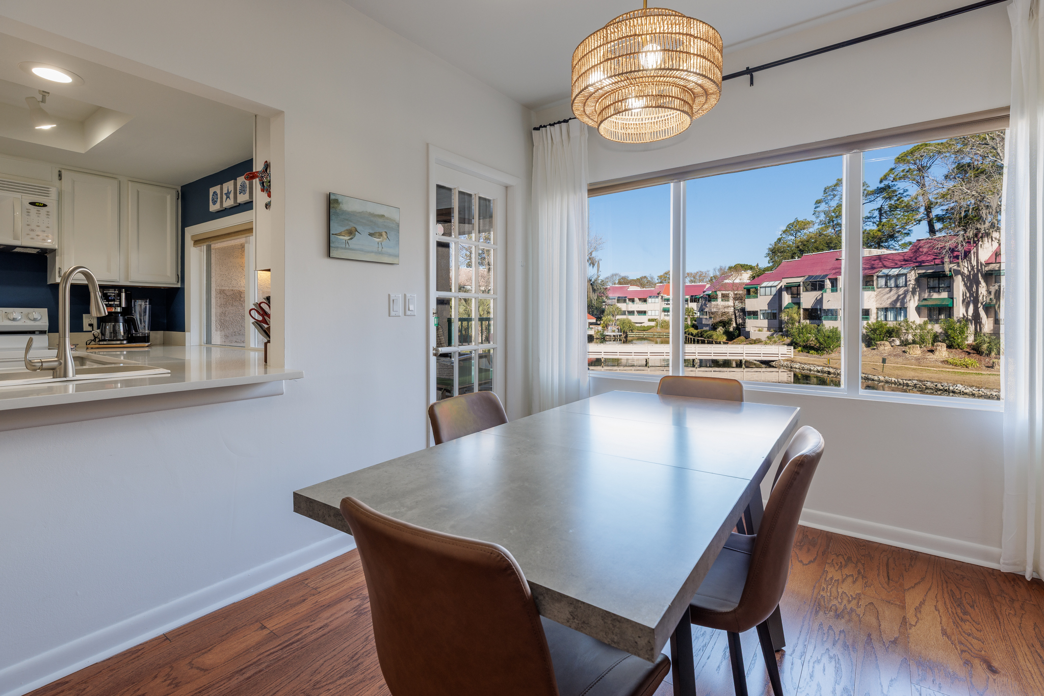 7447 Anchorage | Photo 4