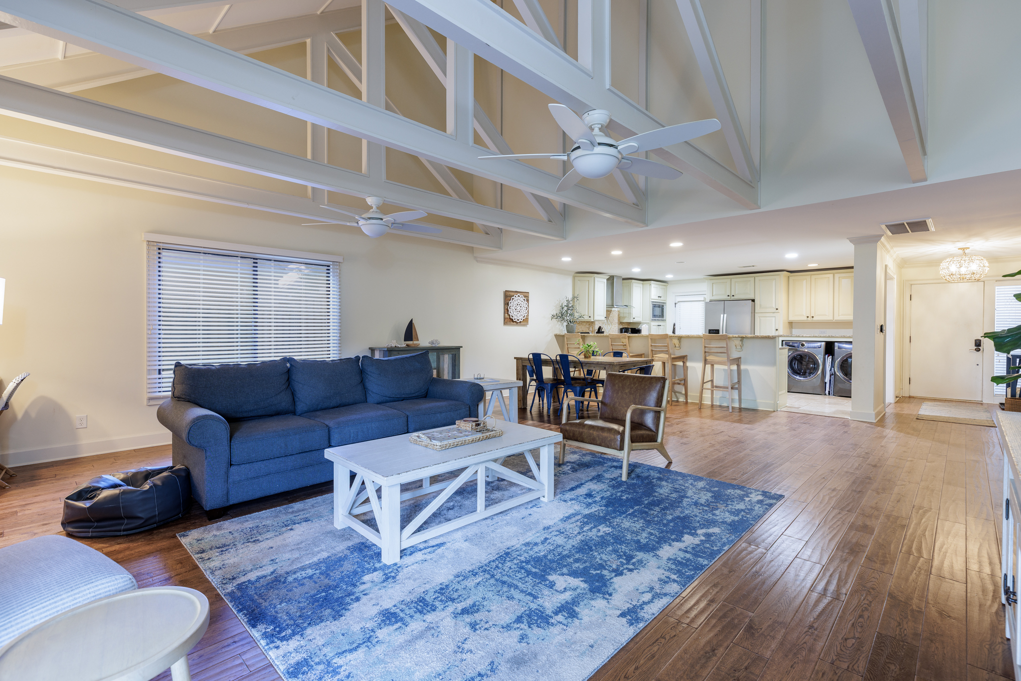 652 Queen's Grant | Photo 4