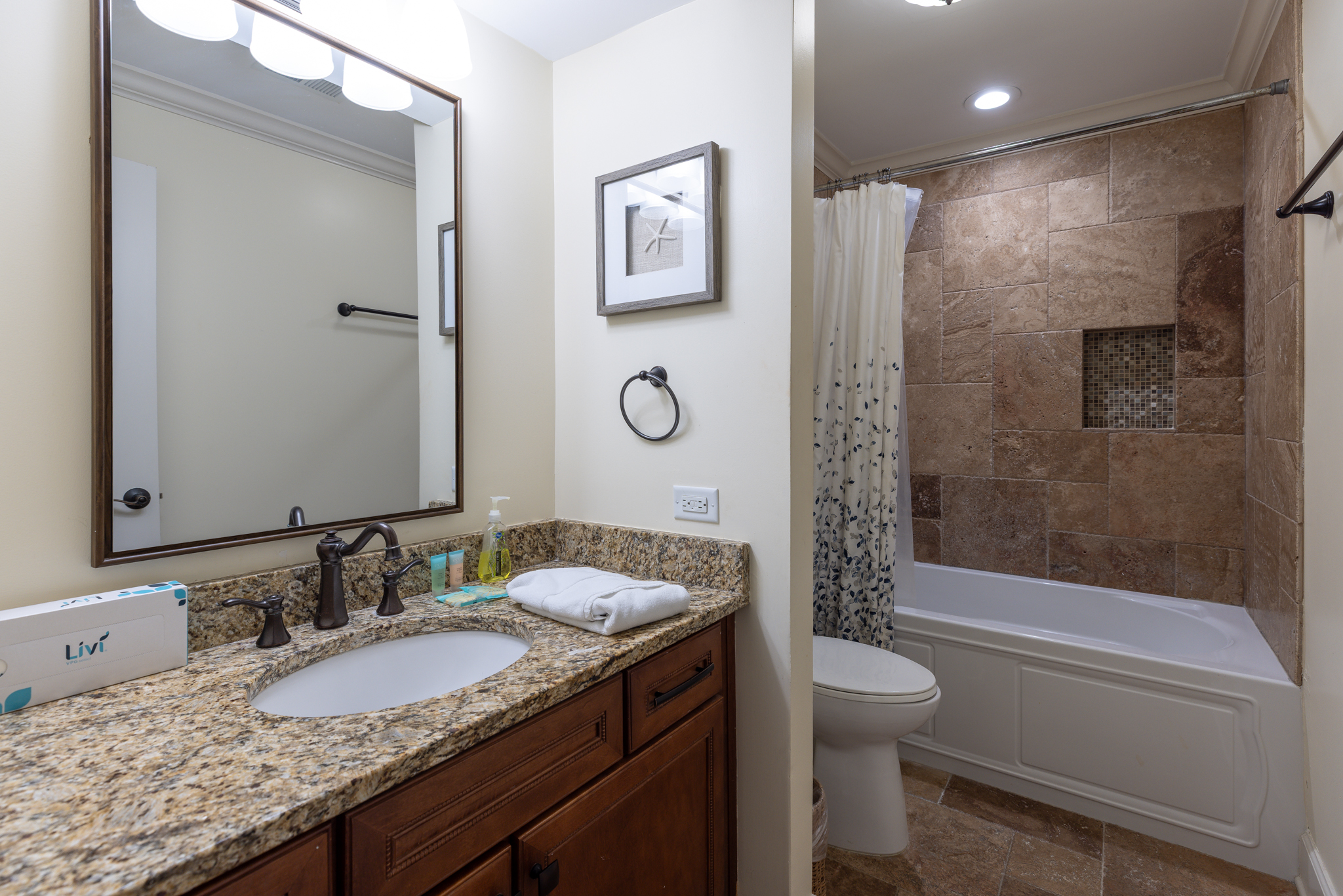 652 Queen's Grant | Photo 18