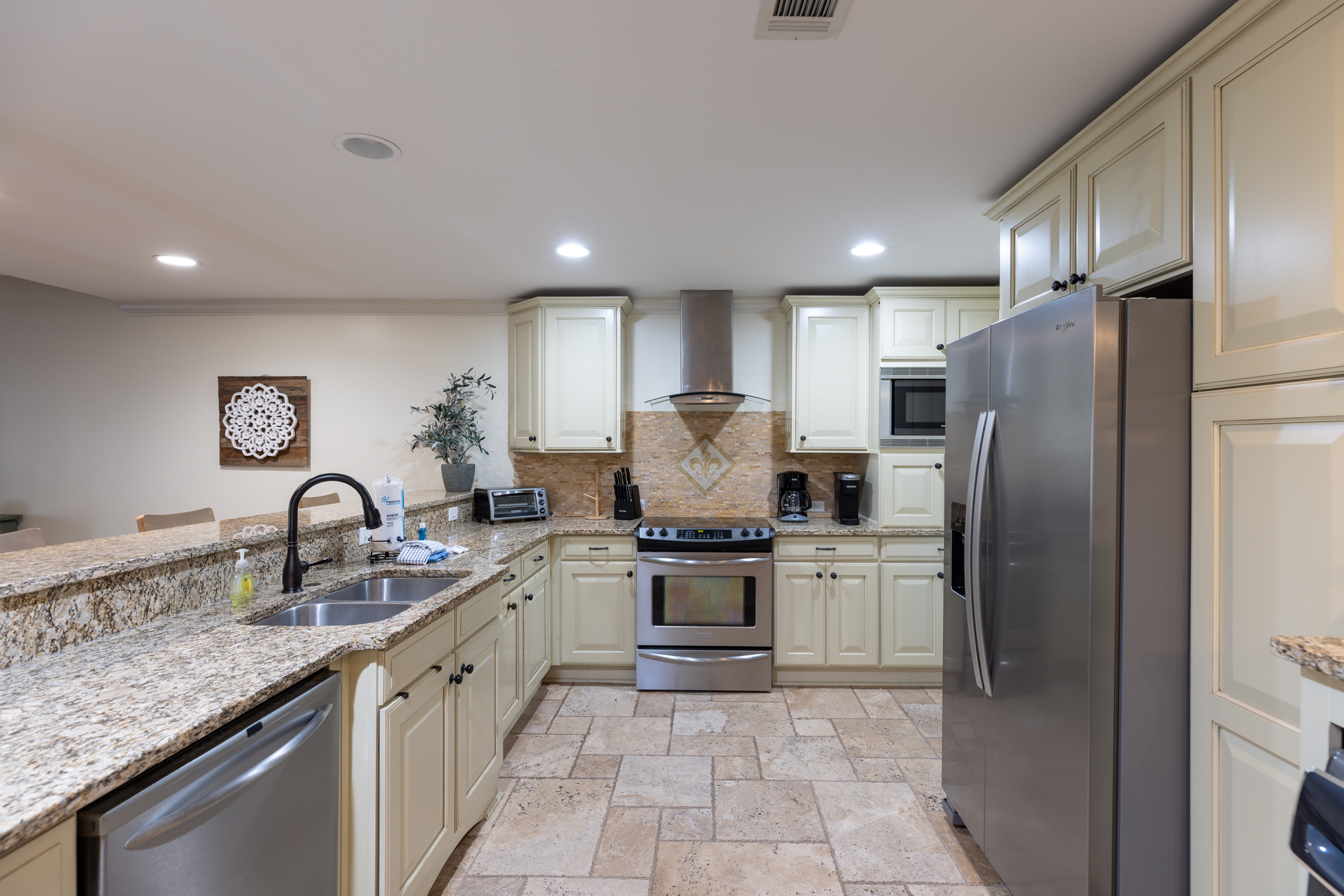 652 Queen's Grant | Photo 11