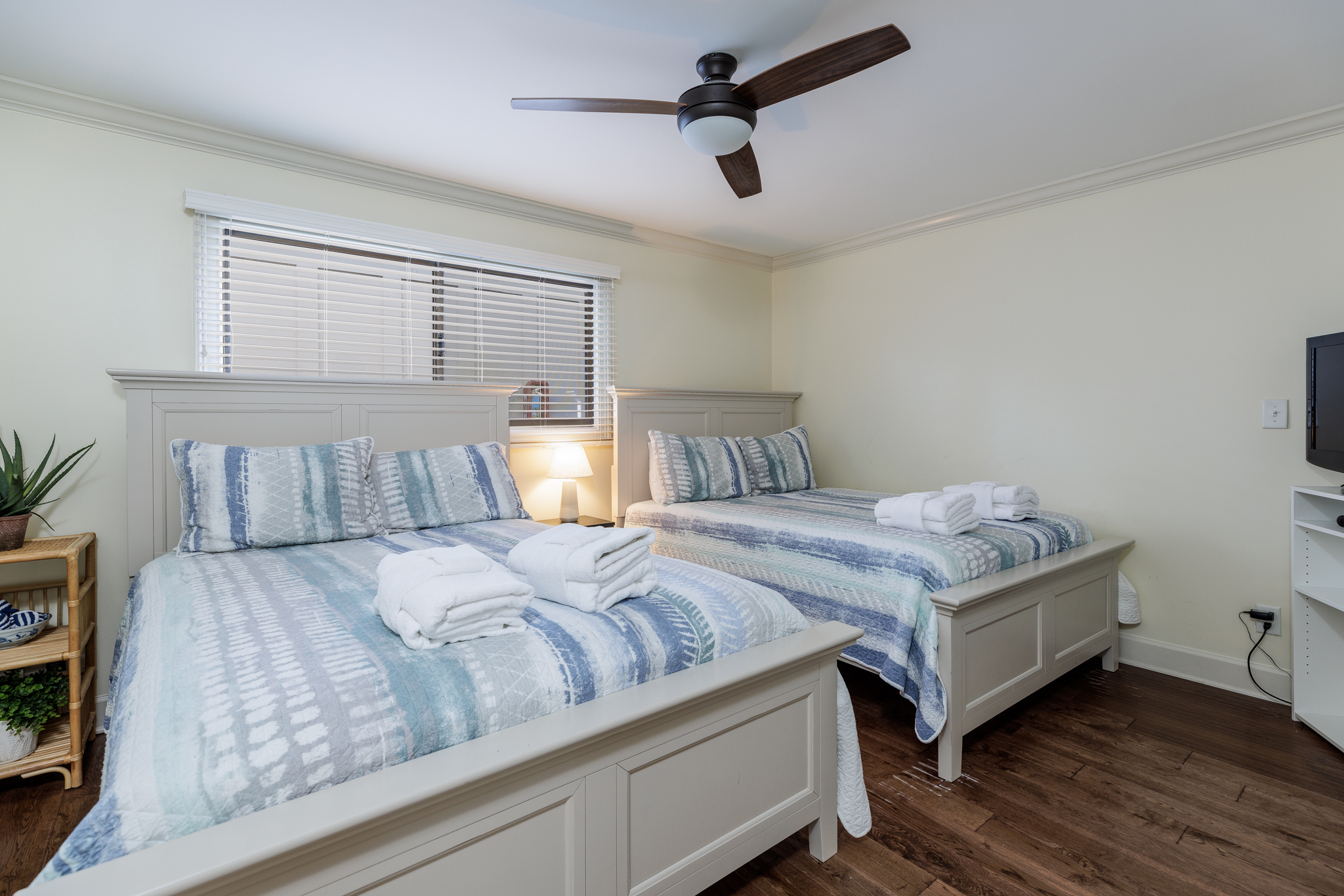 652 Queen's Grant | Photo 20