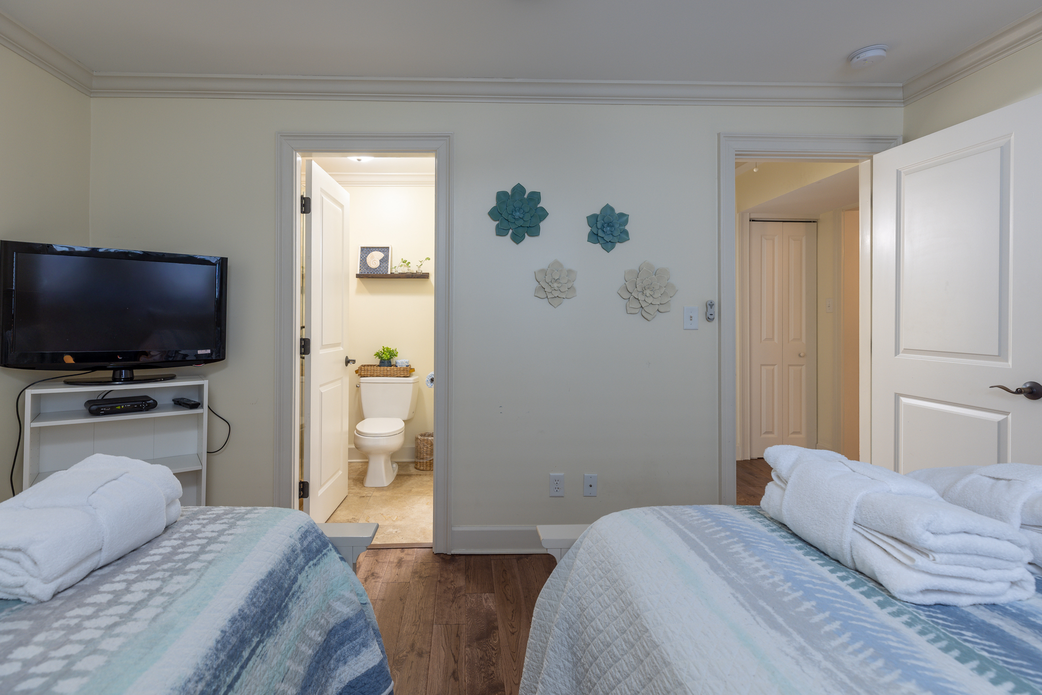 652 Queen's Grant | Photo 22