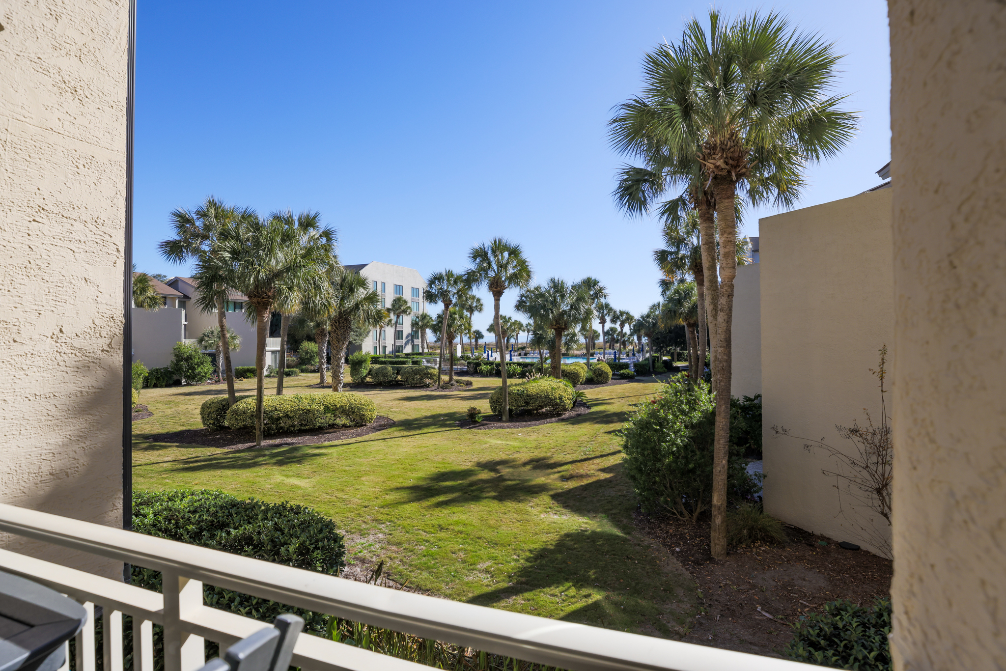 137 Shorewood | Photo 6